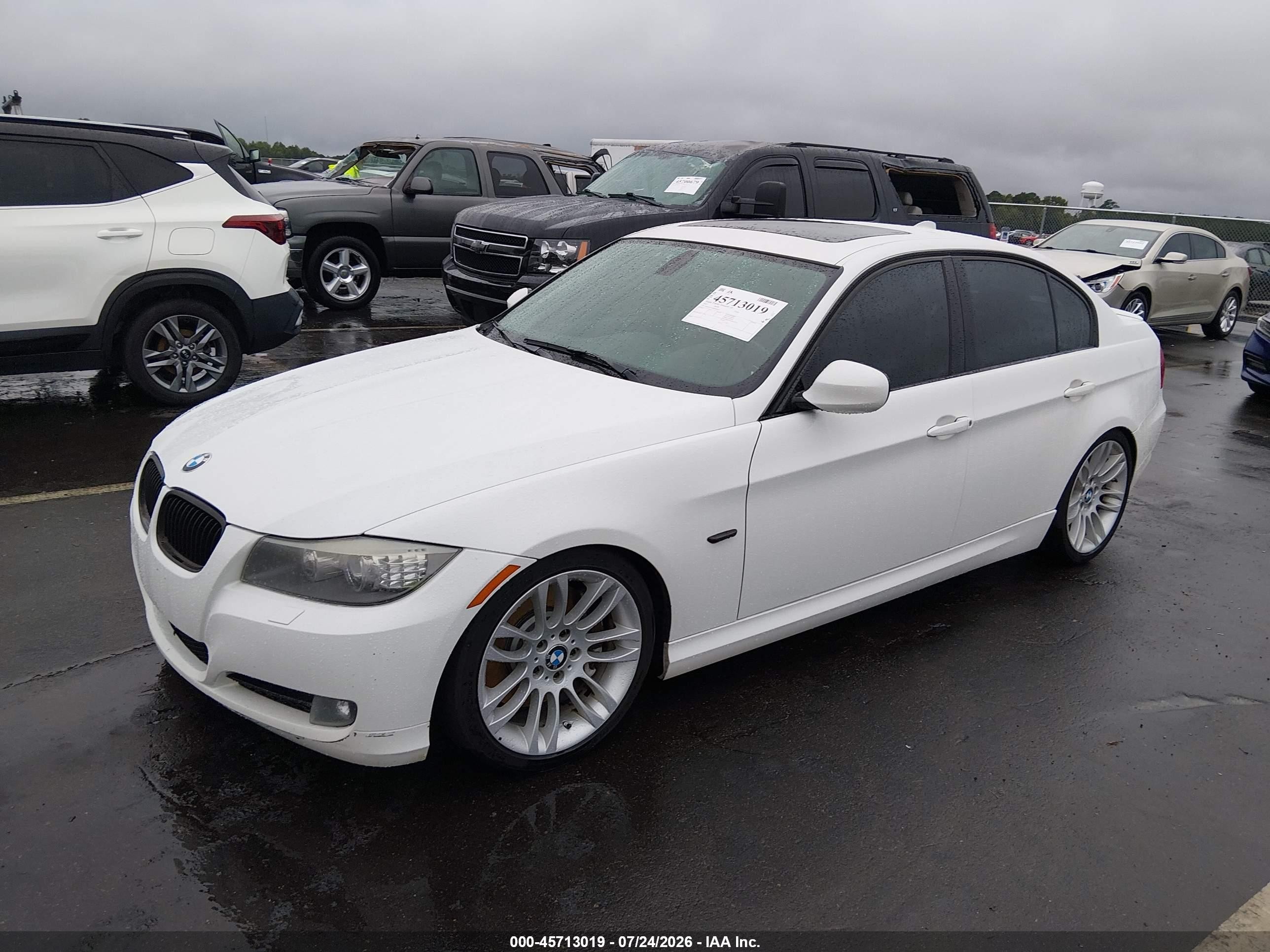 2011 Bmw 335d   White vin: WBAPN7C56BF184308