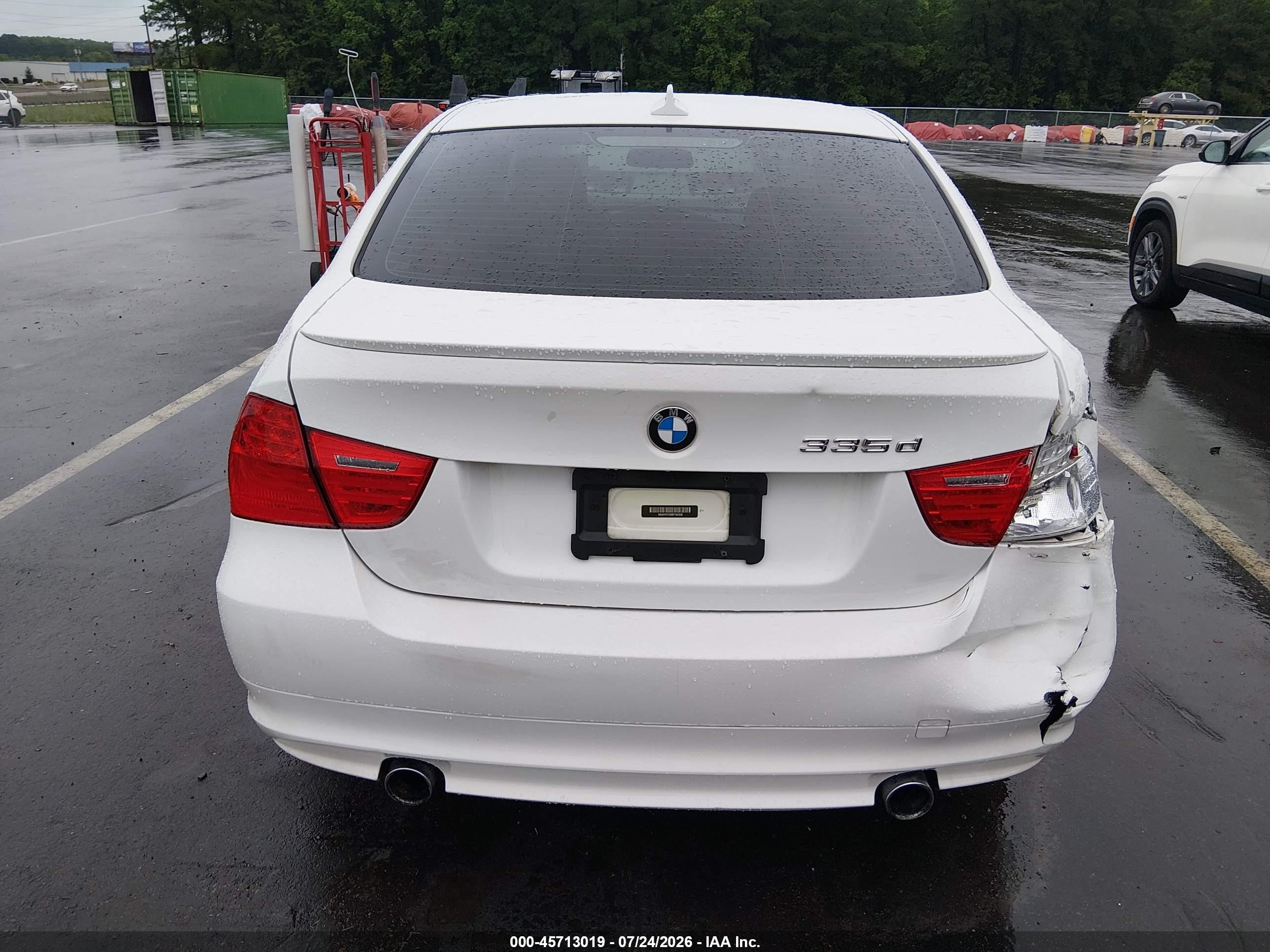 2011 Bmw 335d   White vin: WBAPN7C56BF184308