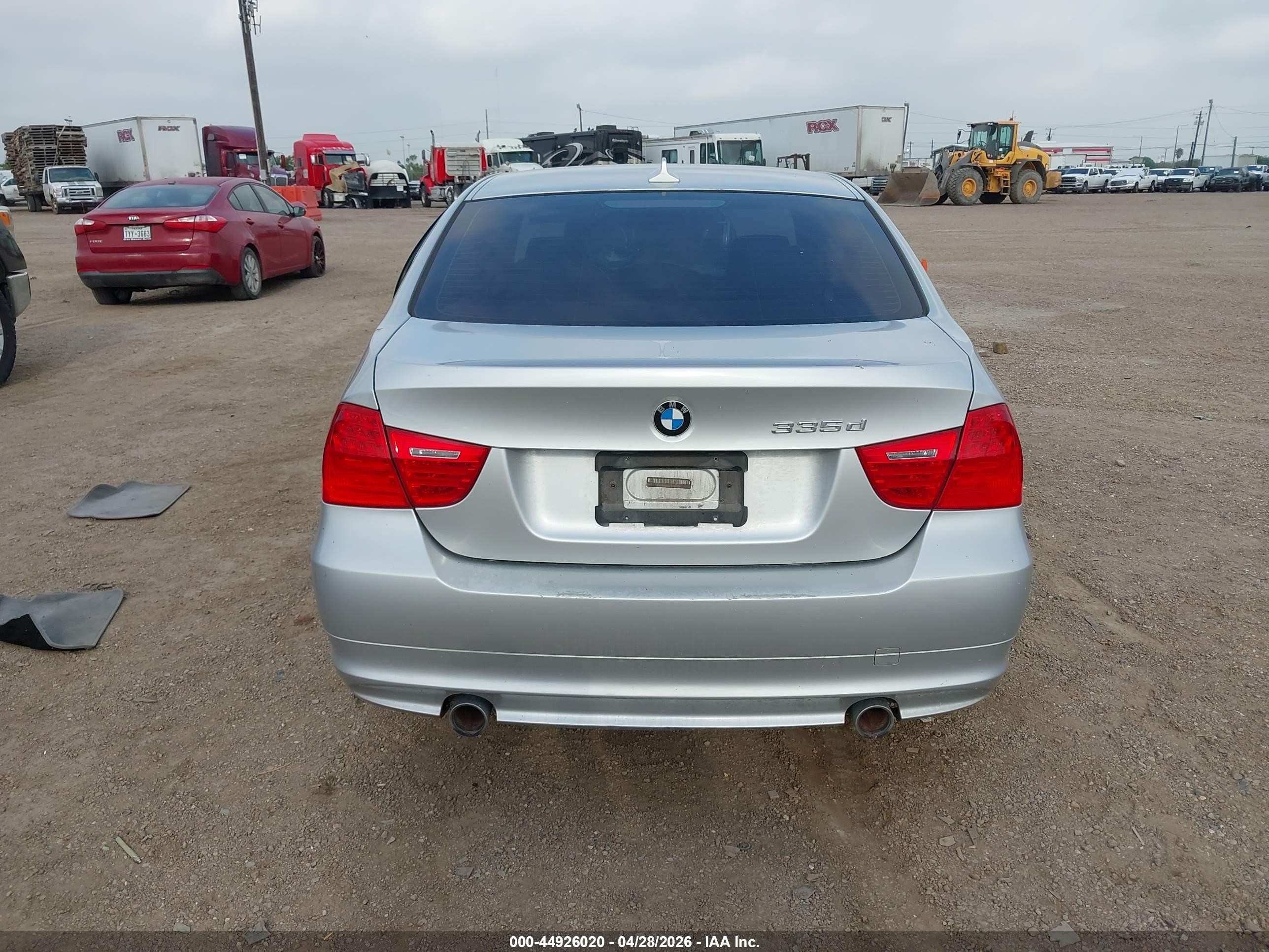 2011 Bmw 335d   Silver vin: WBAPN7C57BA948261