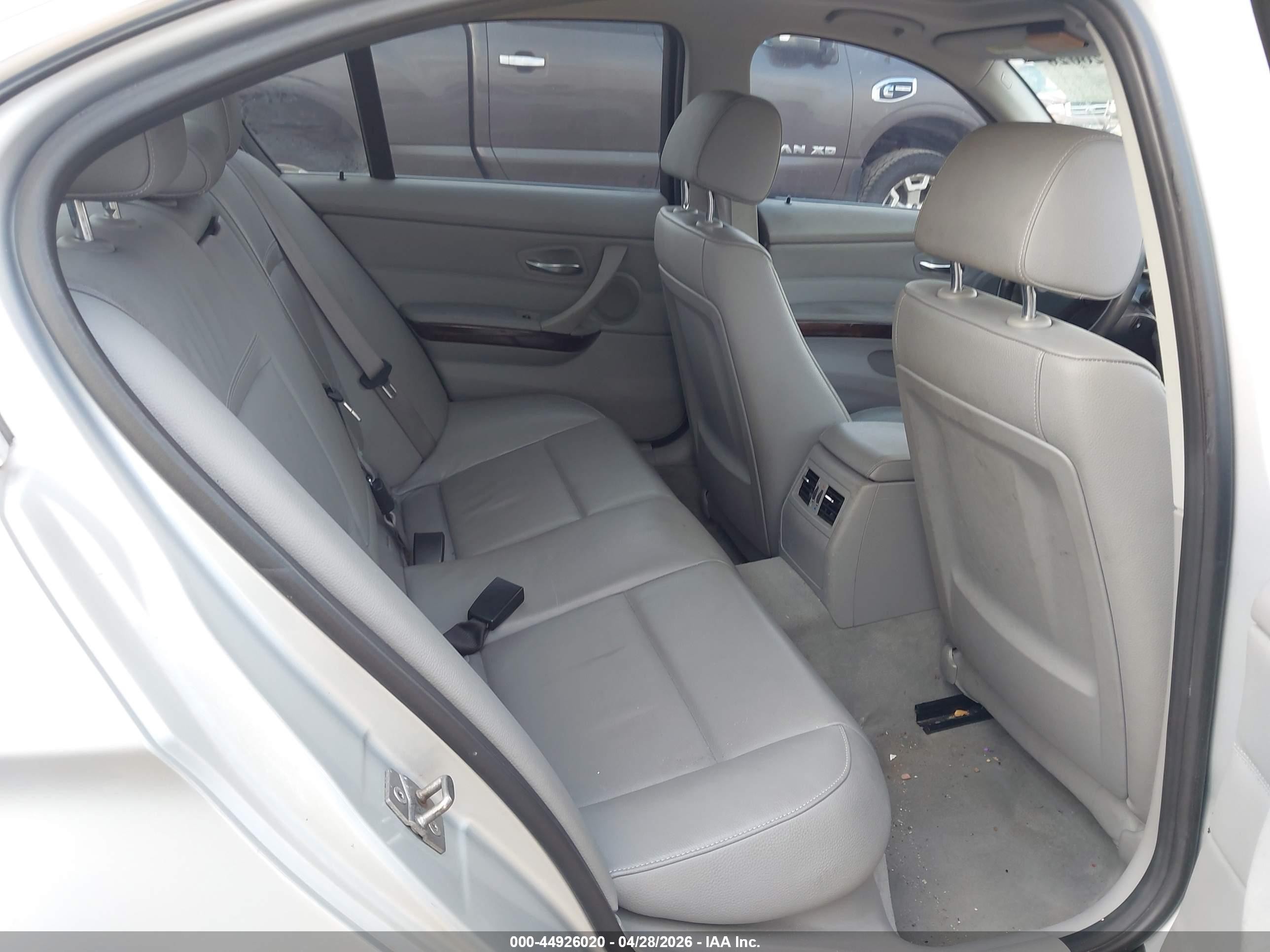 2011 Bmw 335d   Silver vin: WBAPN7C57BA948261