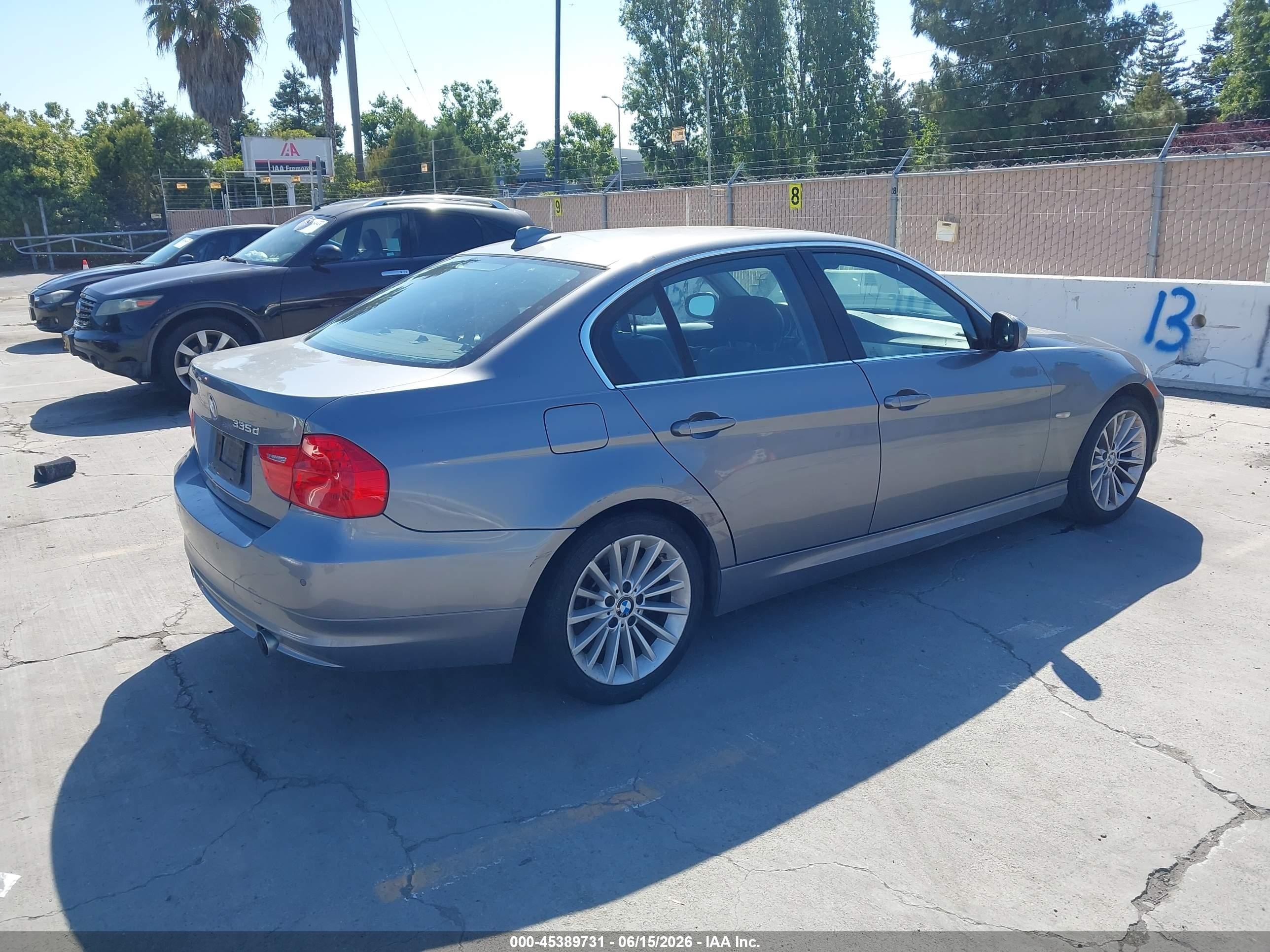 2010 Bmw 335d   Gray vin: WBAPN7C58AA778507