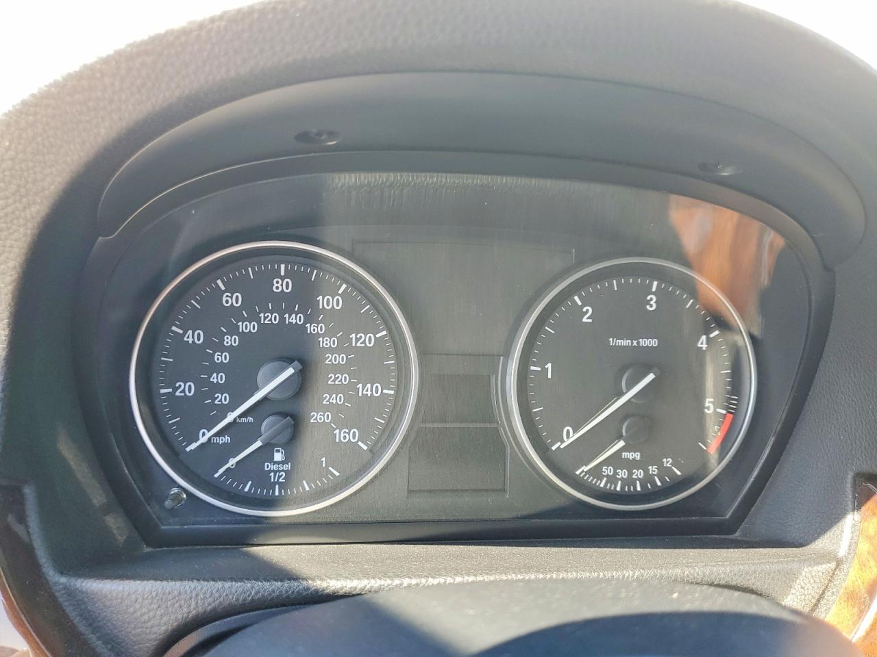 2011 Bmw 335 D Белый vin: WBAPN7C59BA782101