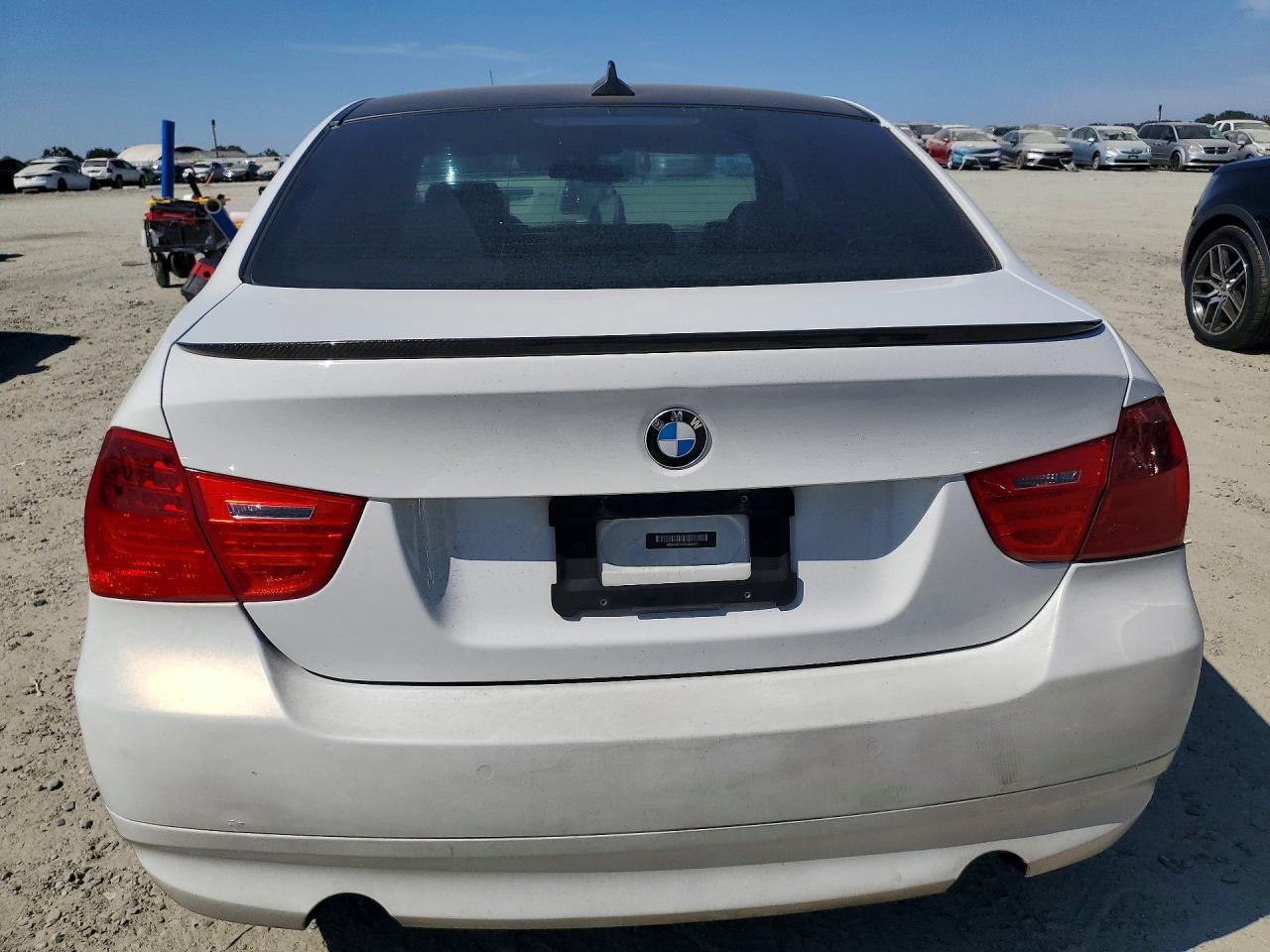 2011 Bmw 335 D Белый vin: WBAPN7C59BA782101