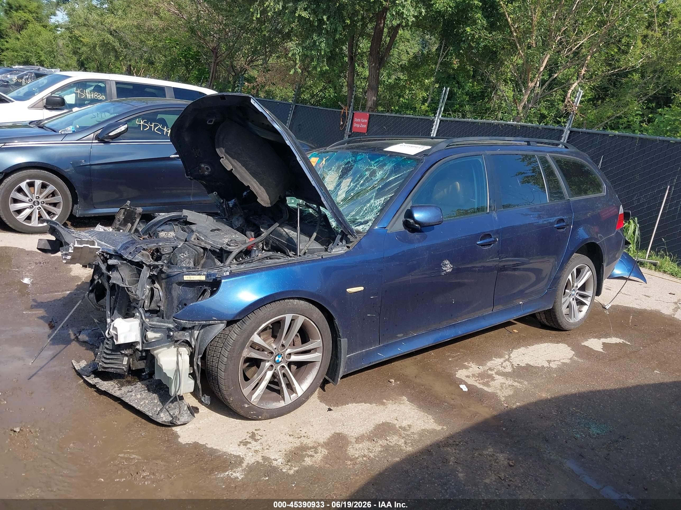 2008 Bmw 535xi   Dark Blue vin: WBAPT73538CX02259