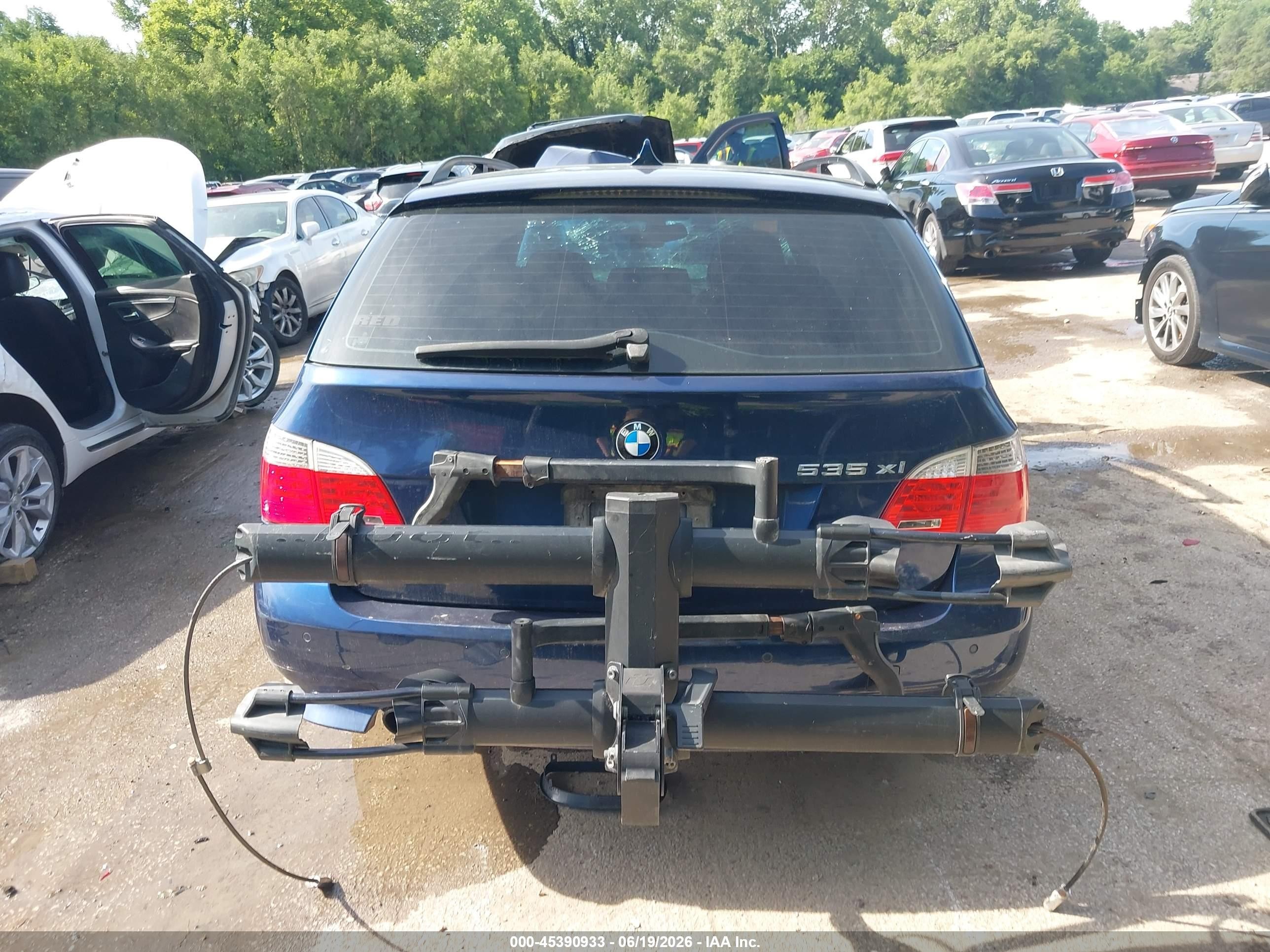 2008 Bmw 535xi   Dark Blue vin: WBAPT73538CX02259