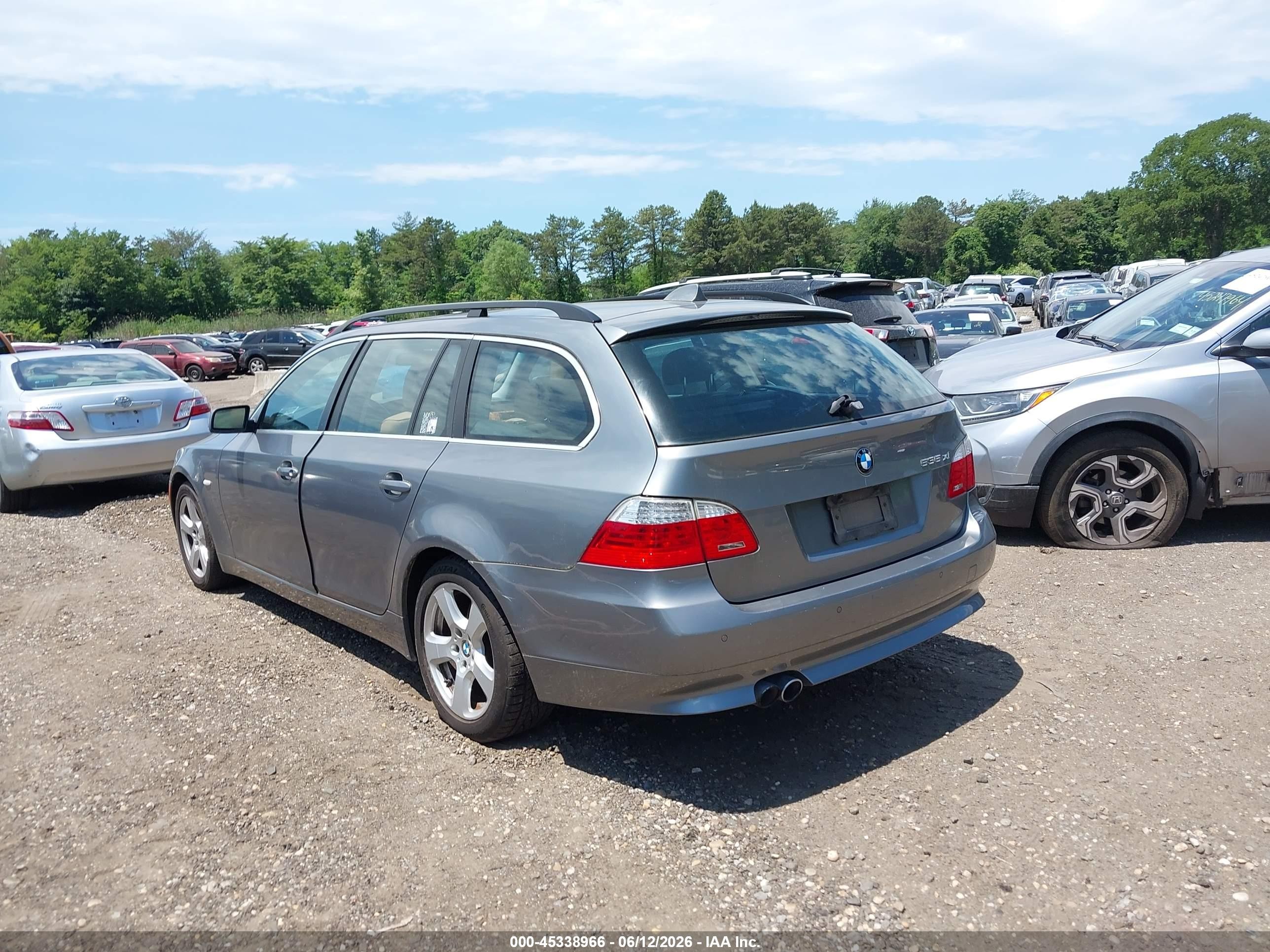 2008 Bmw 535xi   Gray vin: WBAPT735X8CX00332