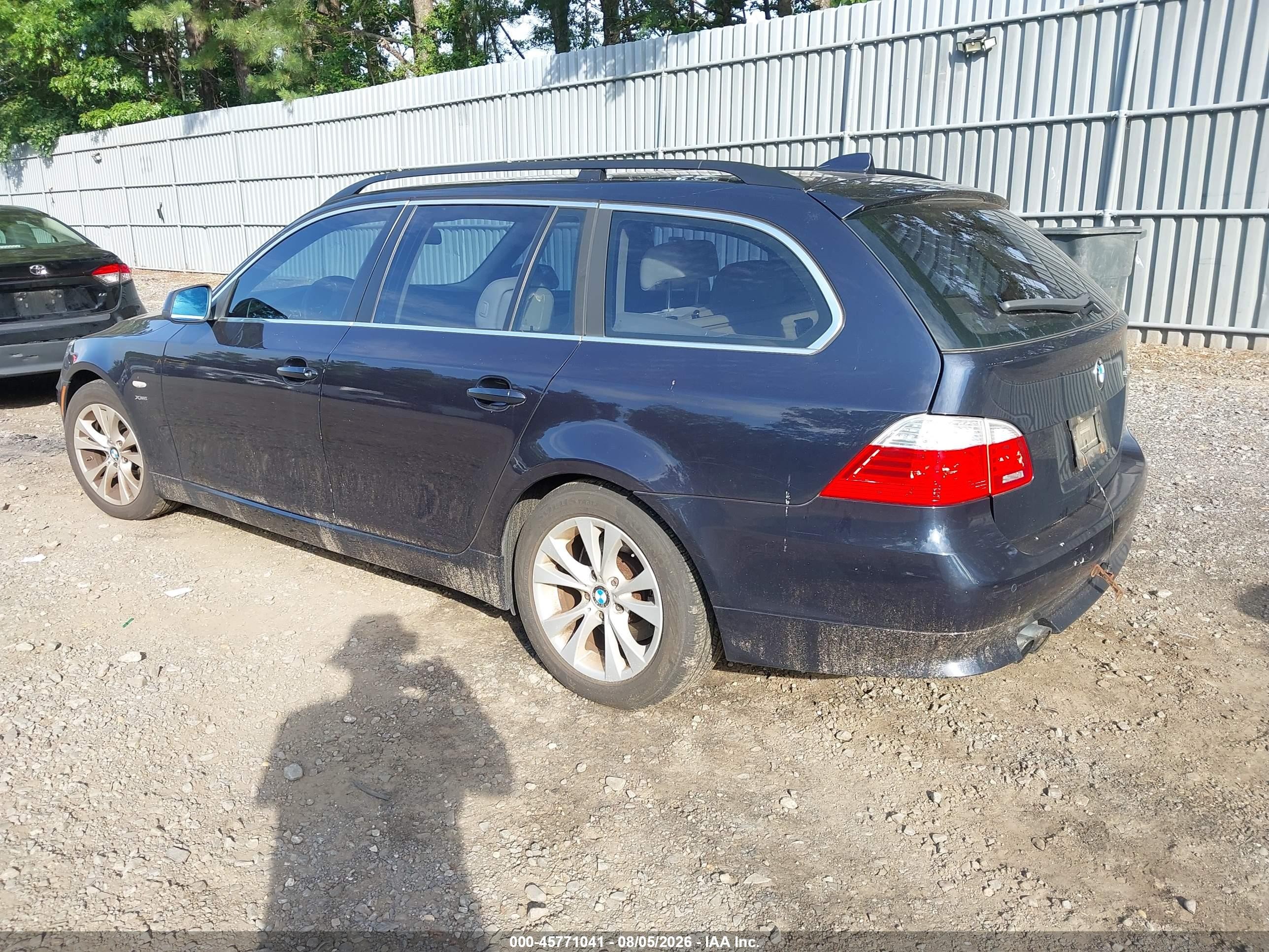 2010 Bmw 535i Xdrive Dark Blue vin: WBAPT7C53AC237388