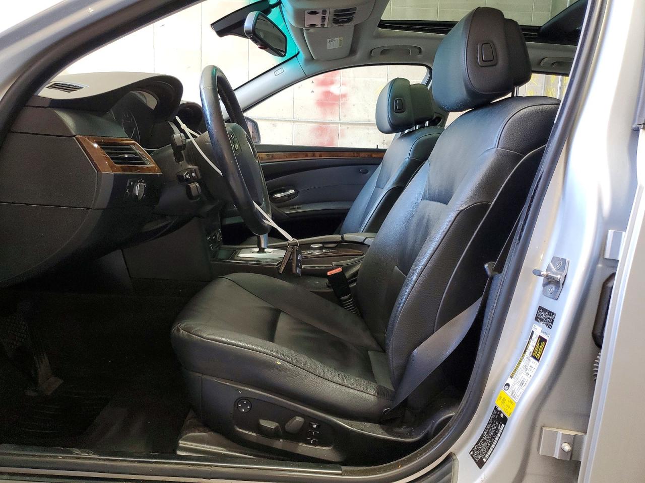 2010 Bmw 535 Xi Silver vin: WBAPT7C58AC237970