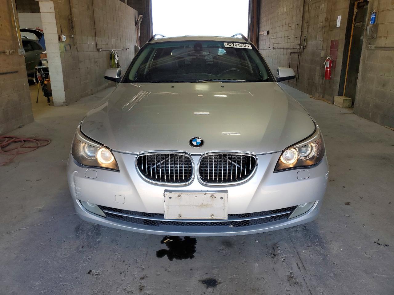 2010 Bmw 535 Xi Silver vin: WBAPT7C58AC237970