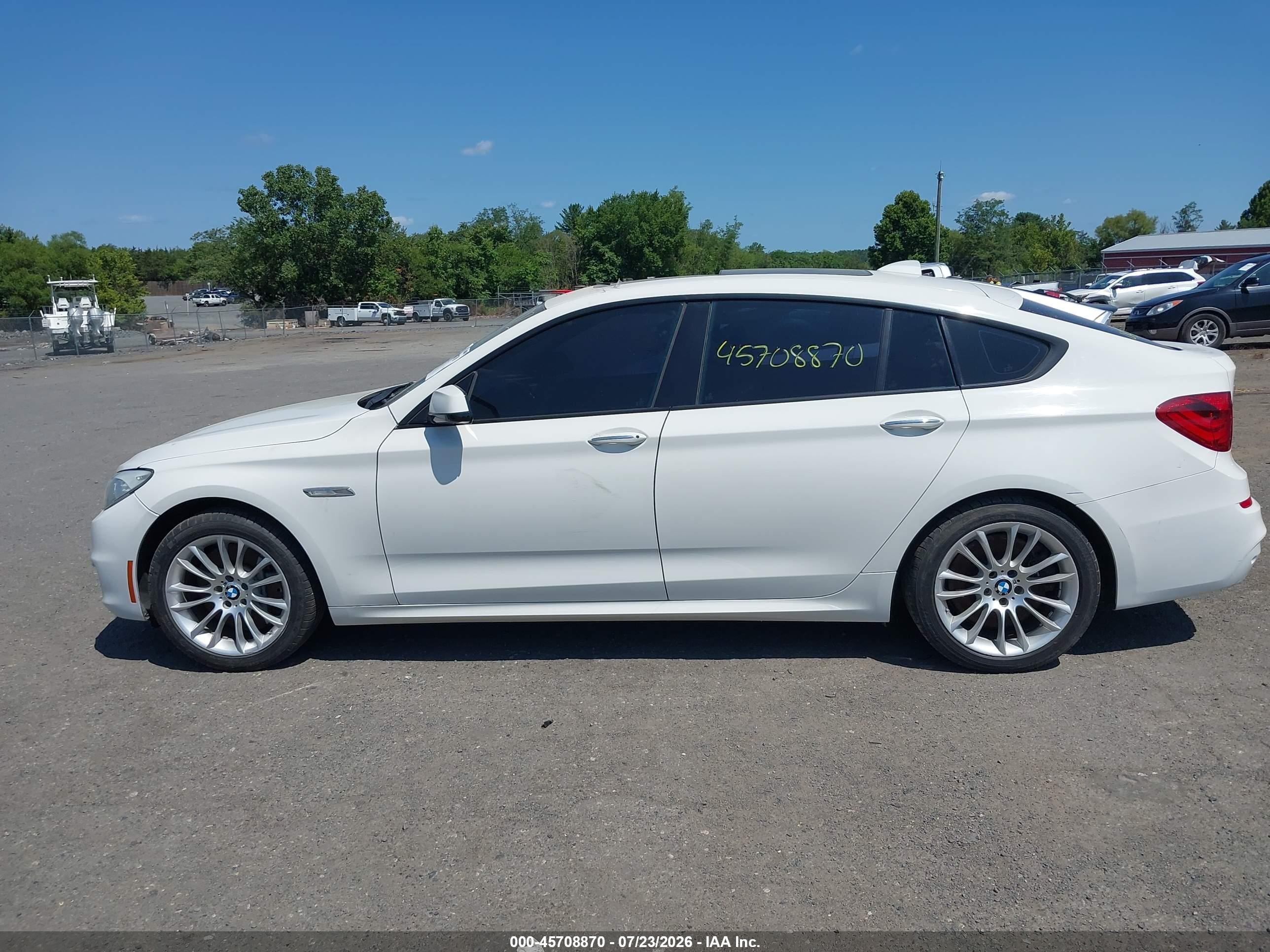 2013 Bmw 550i Gran Turismo   White vin: WBASN0C59DDW92739