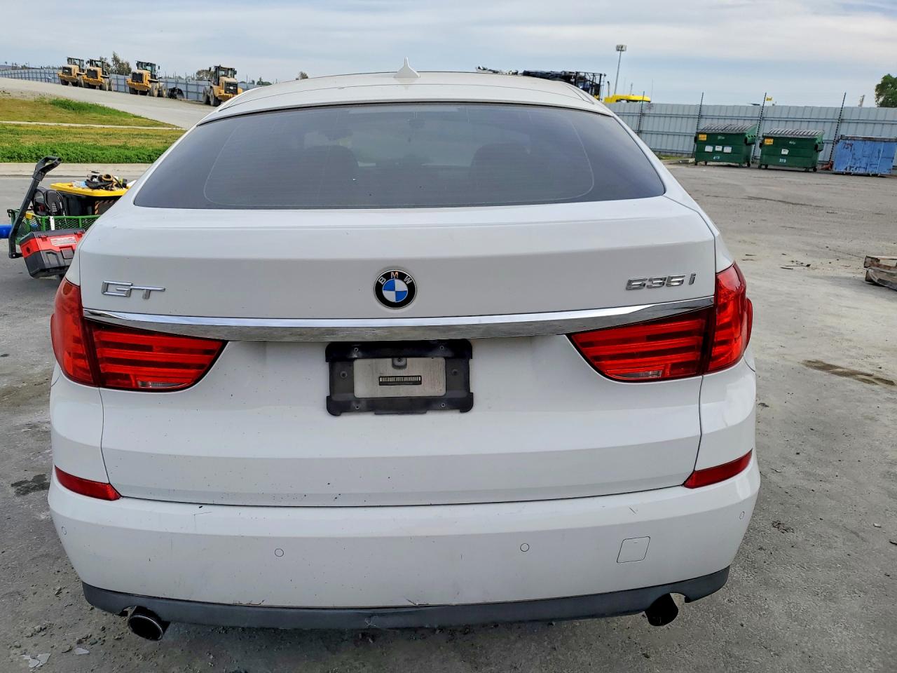 2010 Bmw 535 Gt White vin: WBASN2C52AC200646