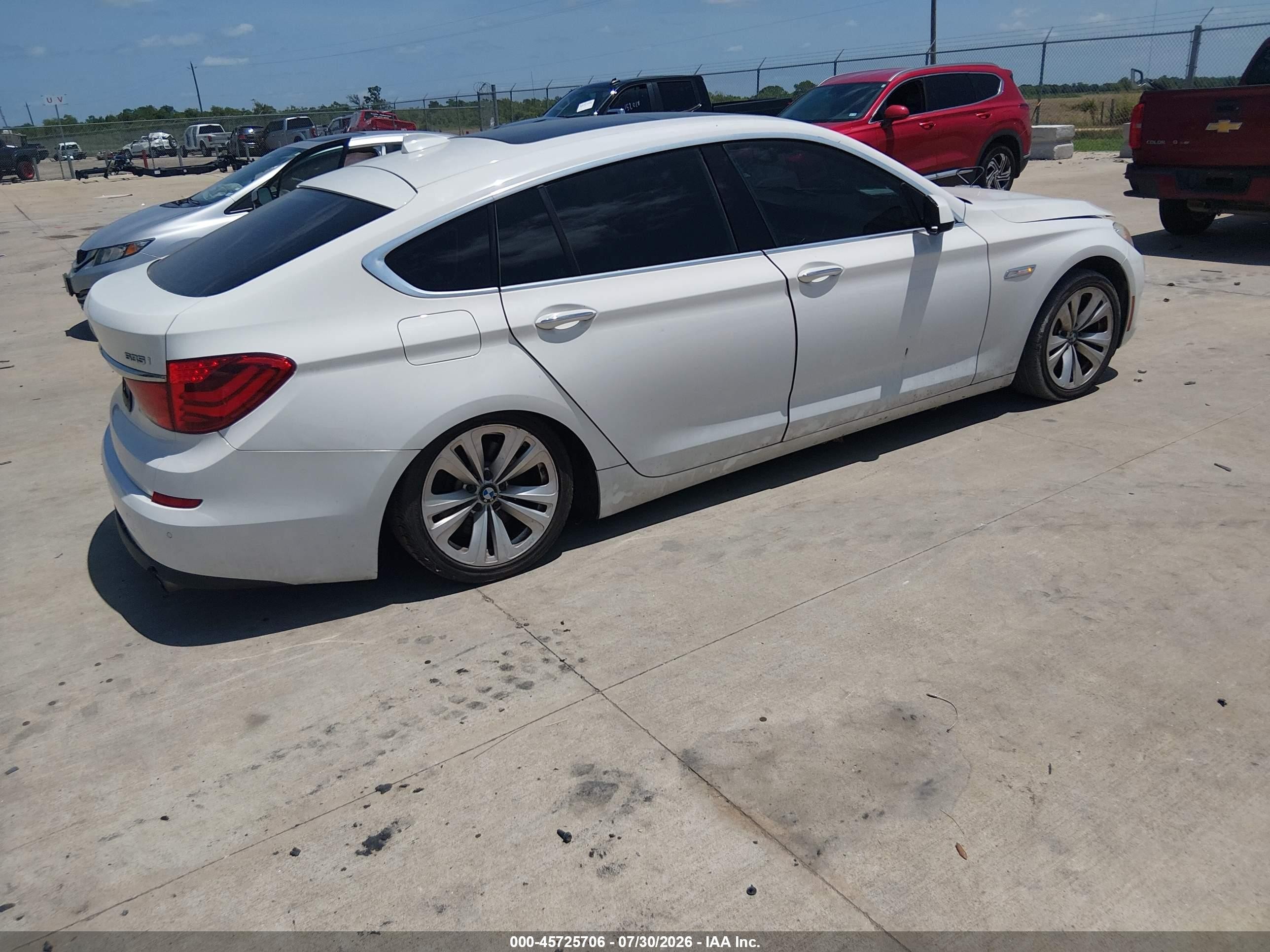 2010 Bmw 535i Gran Turismo Белый vin: WBASN2C59AC200255