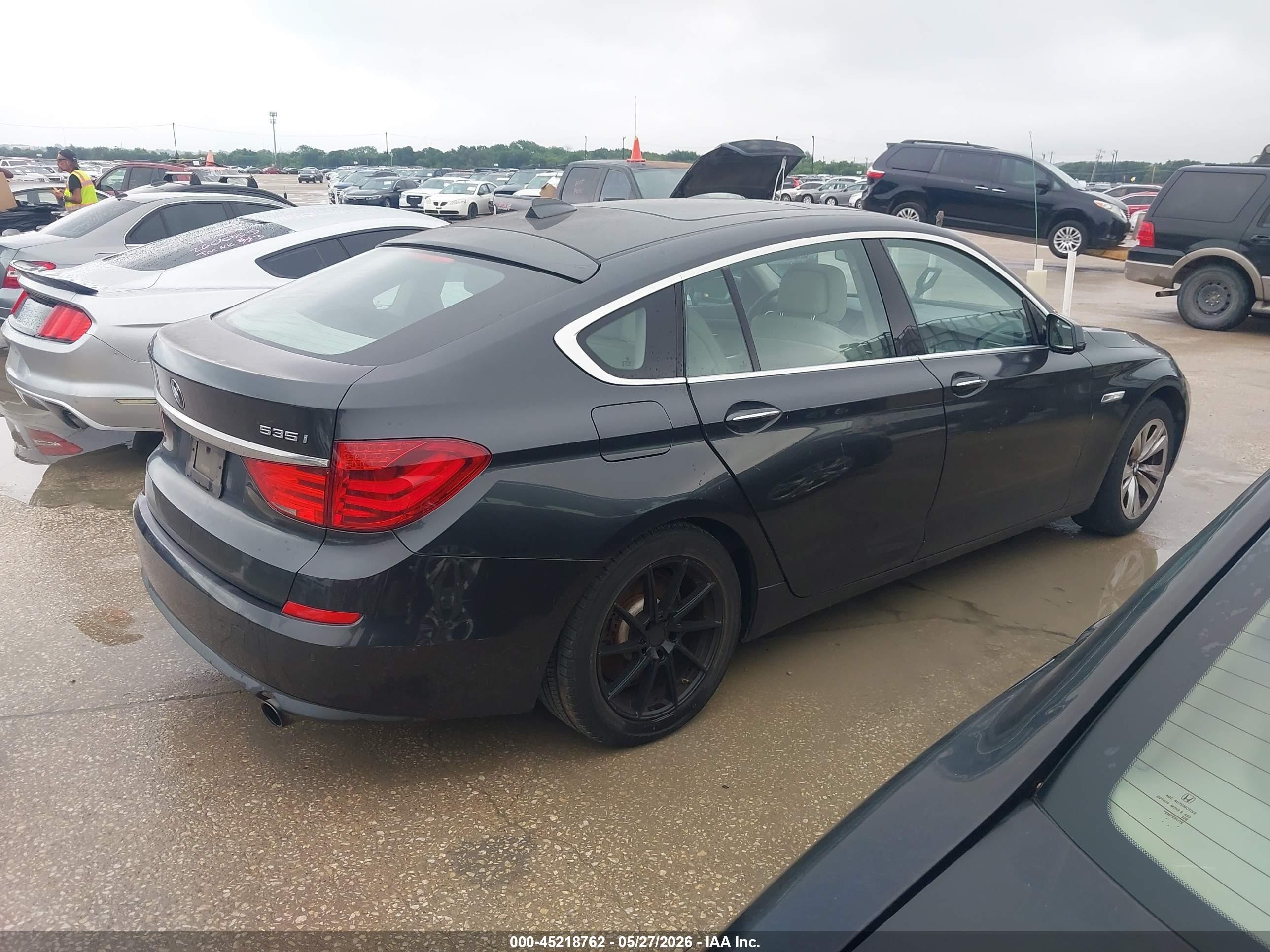 2012 Bmw 535i Gran Turismo   Серый vin: WBASN2C5XCC202311