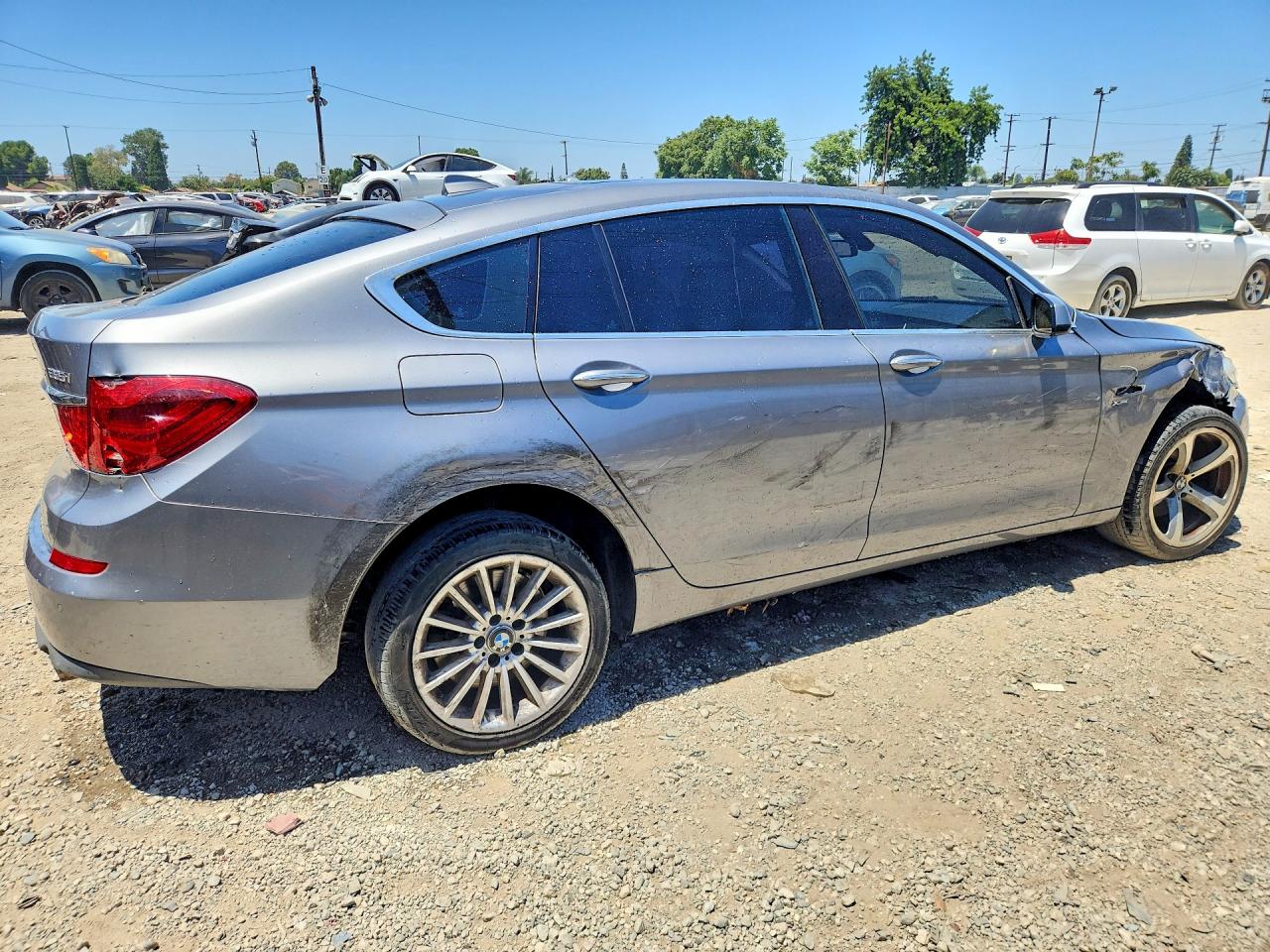 2011 Bmw 535 Xigt Gray vin: WBASP2C51BC338206