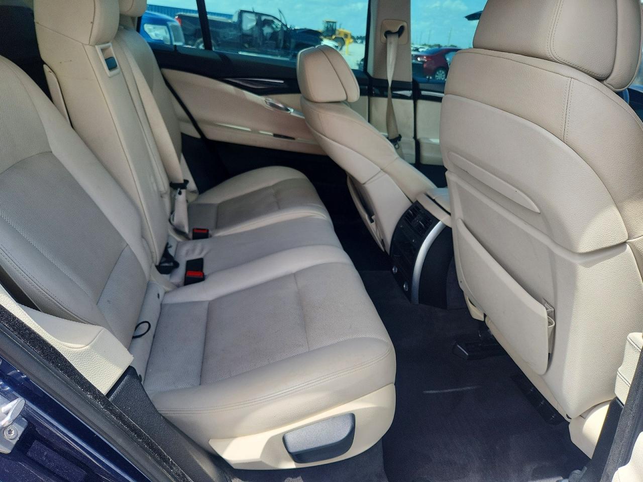 2013 Bmw 535 Gt Синий vin: WBASP2C57DC339668