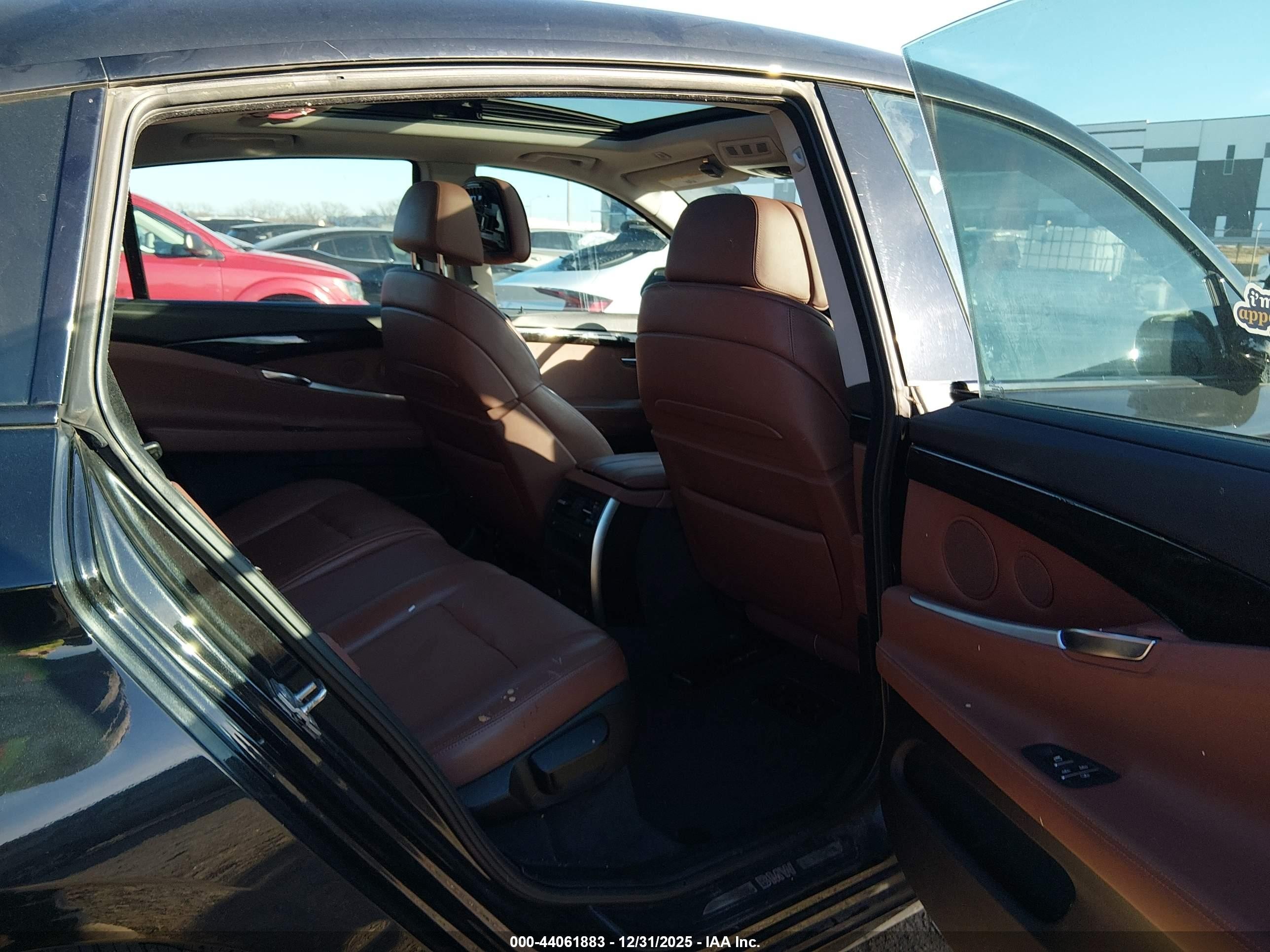 2012 Bmw 550i Gran Turismo Xdrive Черный vin: WBASP4C54CC899898