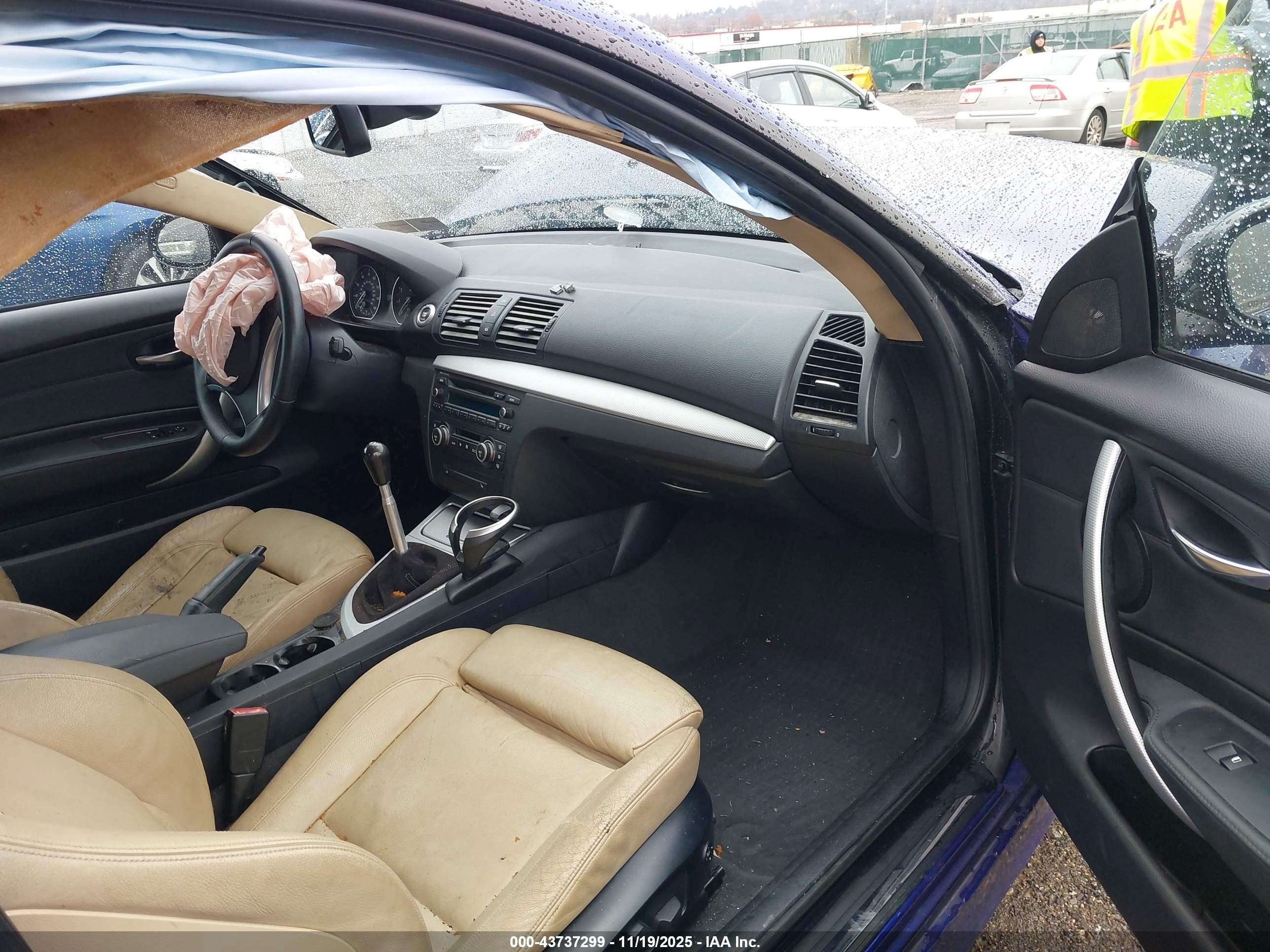 2009 Bmw 135i   Blue vin: WBAUC73509VF23981
