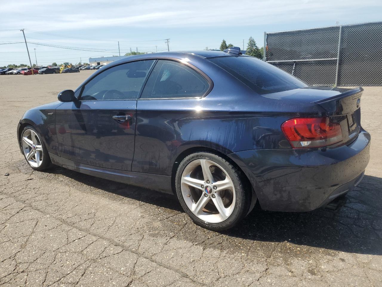2009 Bmw 135 I   Синий vin: WBAUC73509VK94697