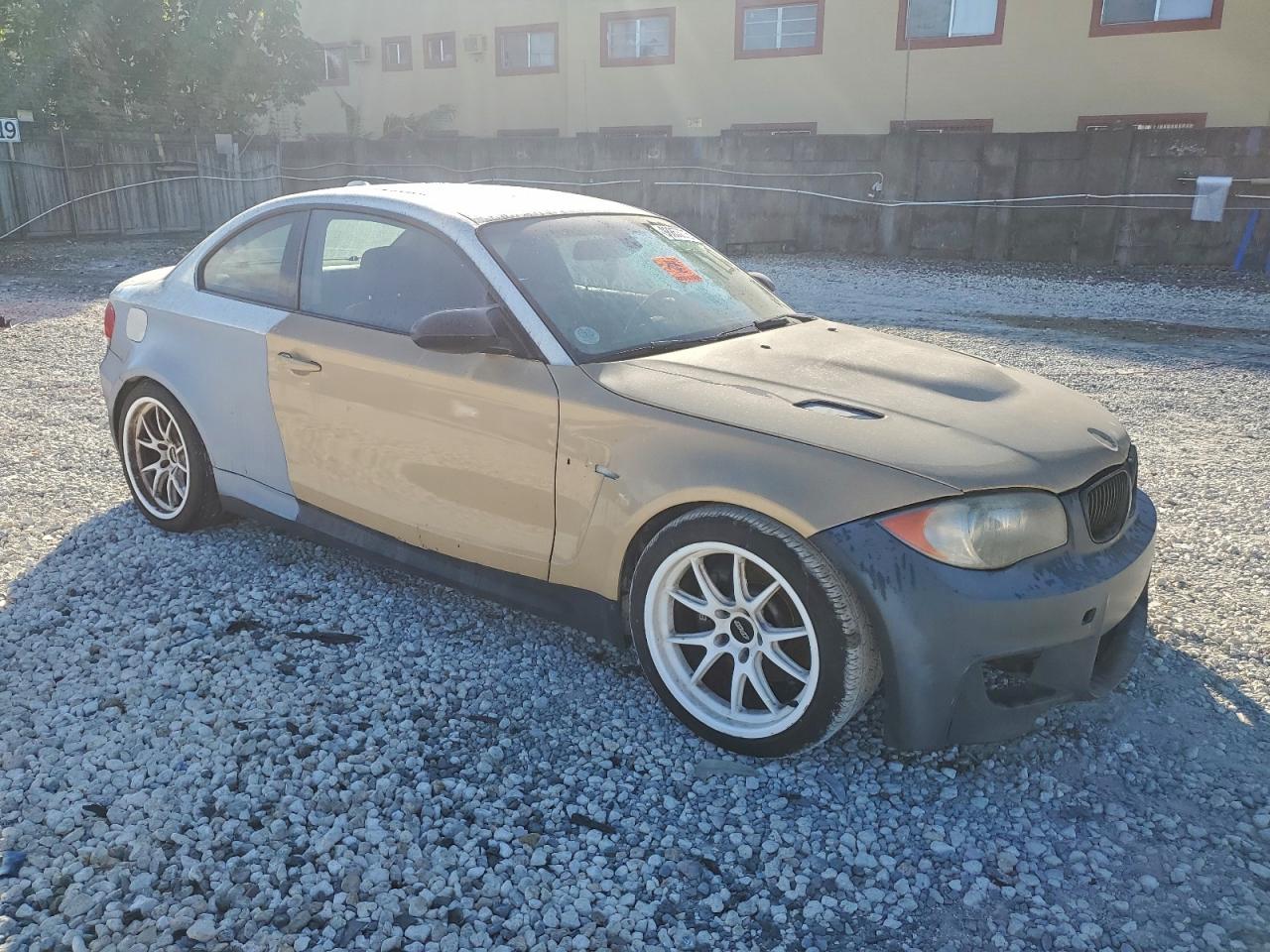 2008 Bmw 135 I Two Tone vin: WBAUC73538VF25674
