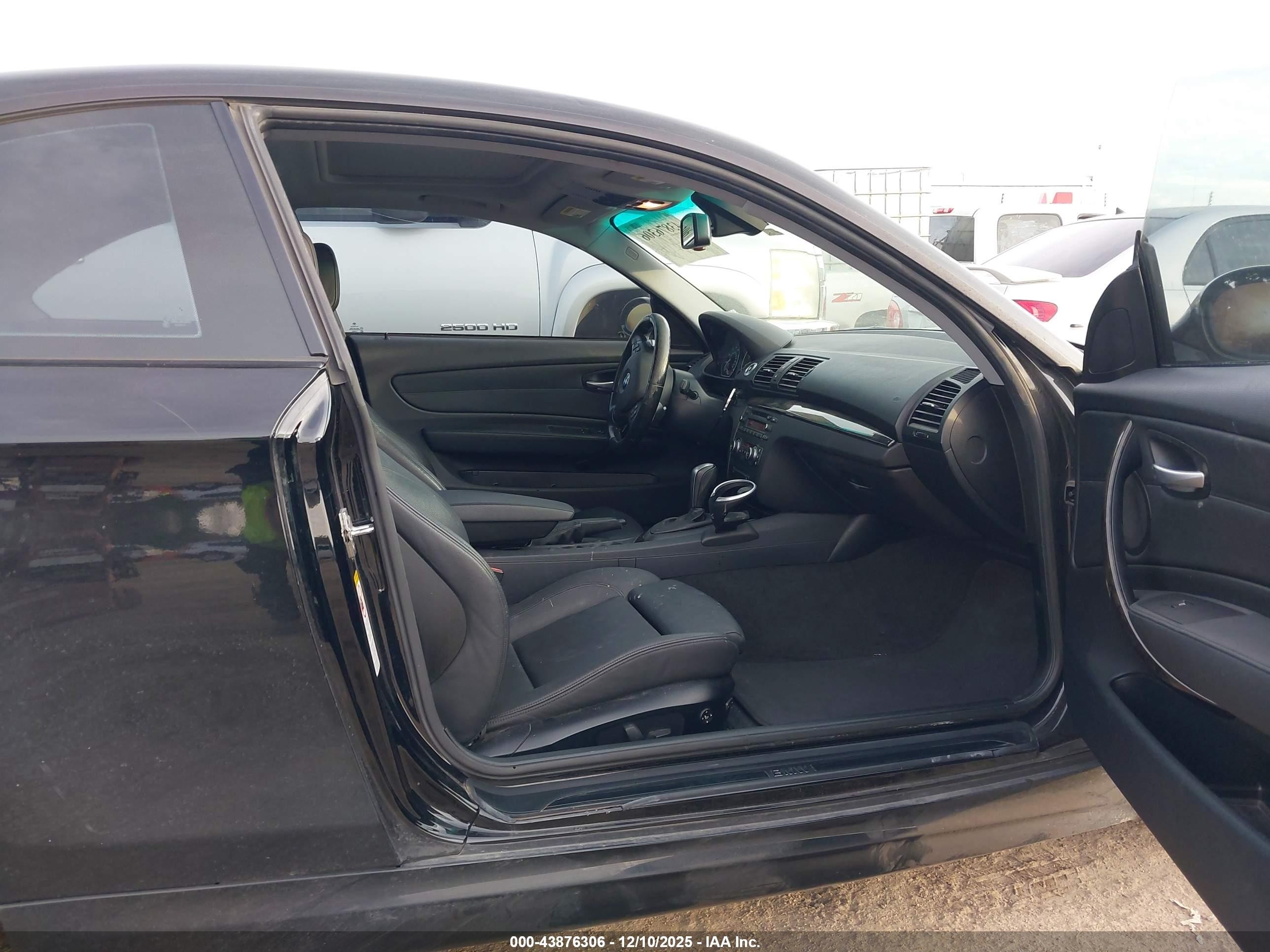 2009 Bmw 135i   Black vin: WBAUC73539VK94810