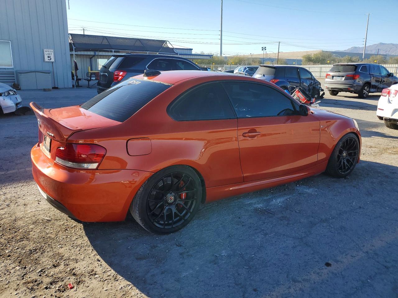 2008 Bmw 135 I Оранжевый vin: WBAUC73558VF23070