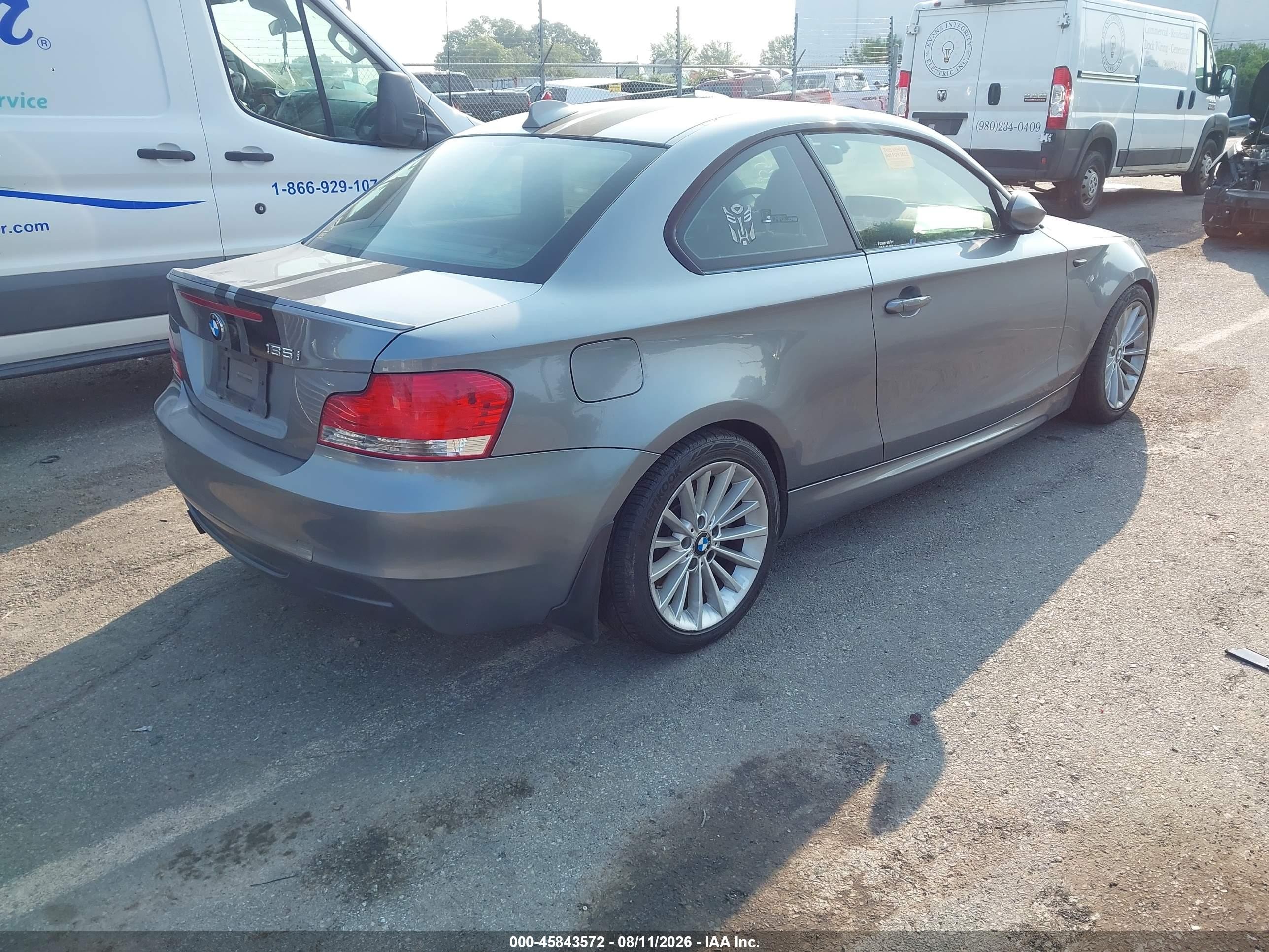 2009 Bmw 135i   Серый vin: WBAUC73559VK94646