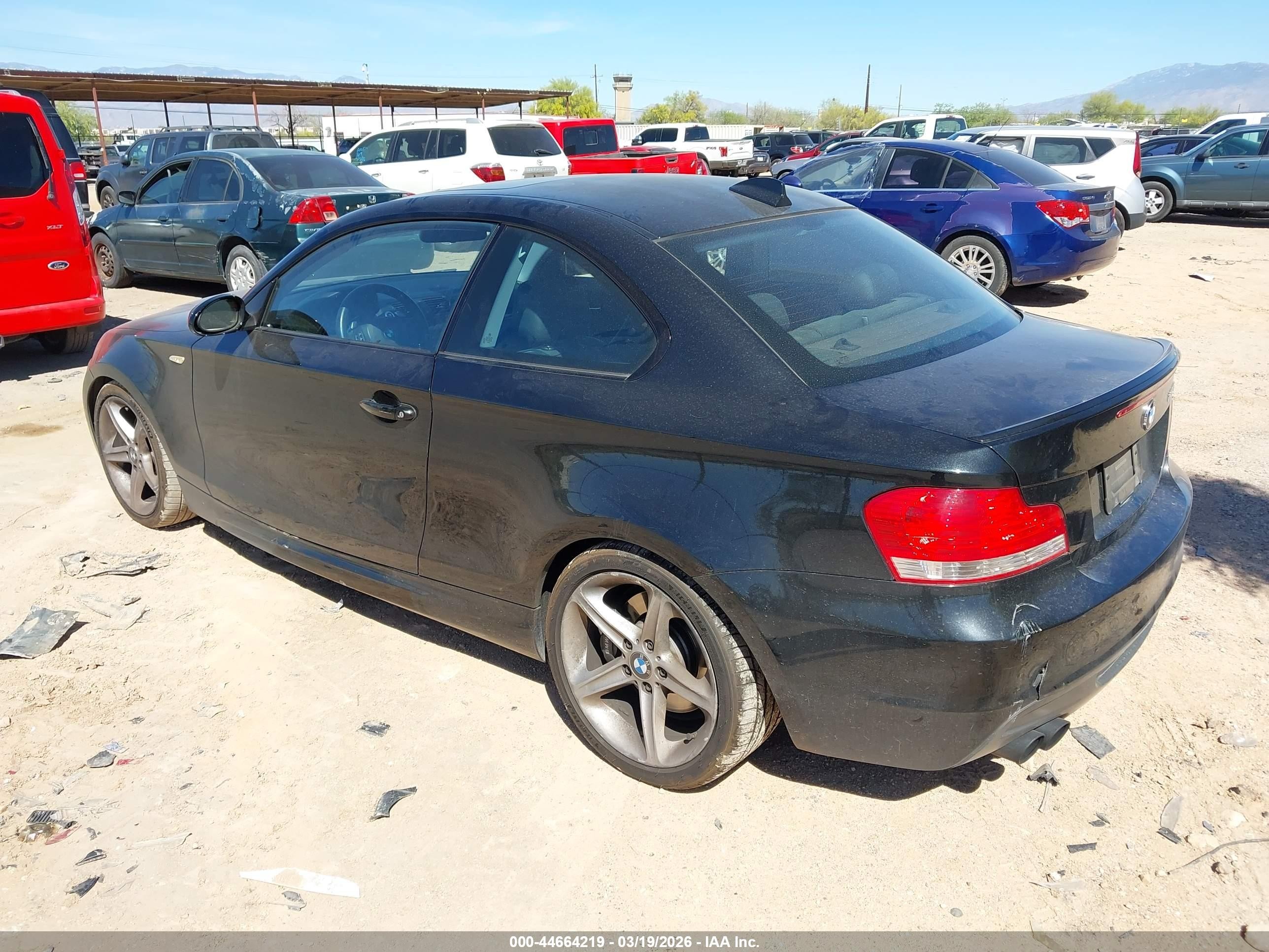2009 Bmw 135i   Black vin: WBAUC73559VK95425