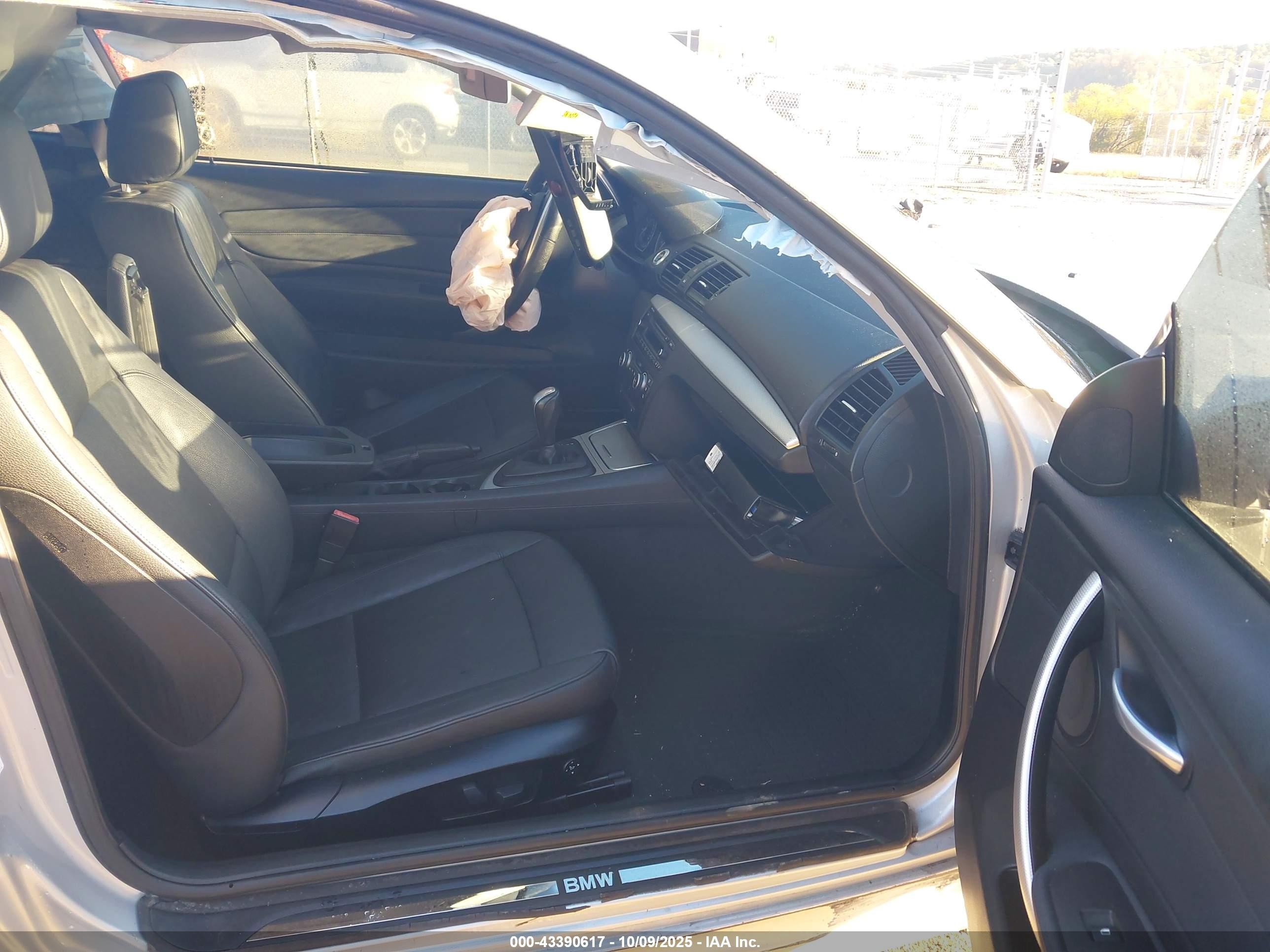 2009 Bmw 135i   Silver vin: WBAUC73589VK95077