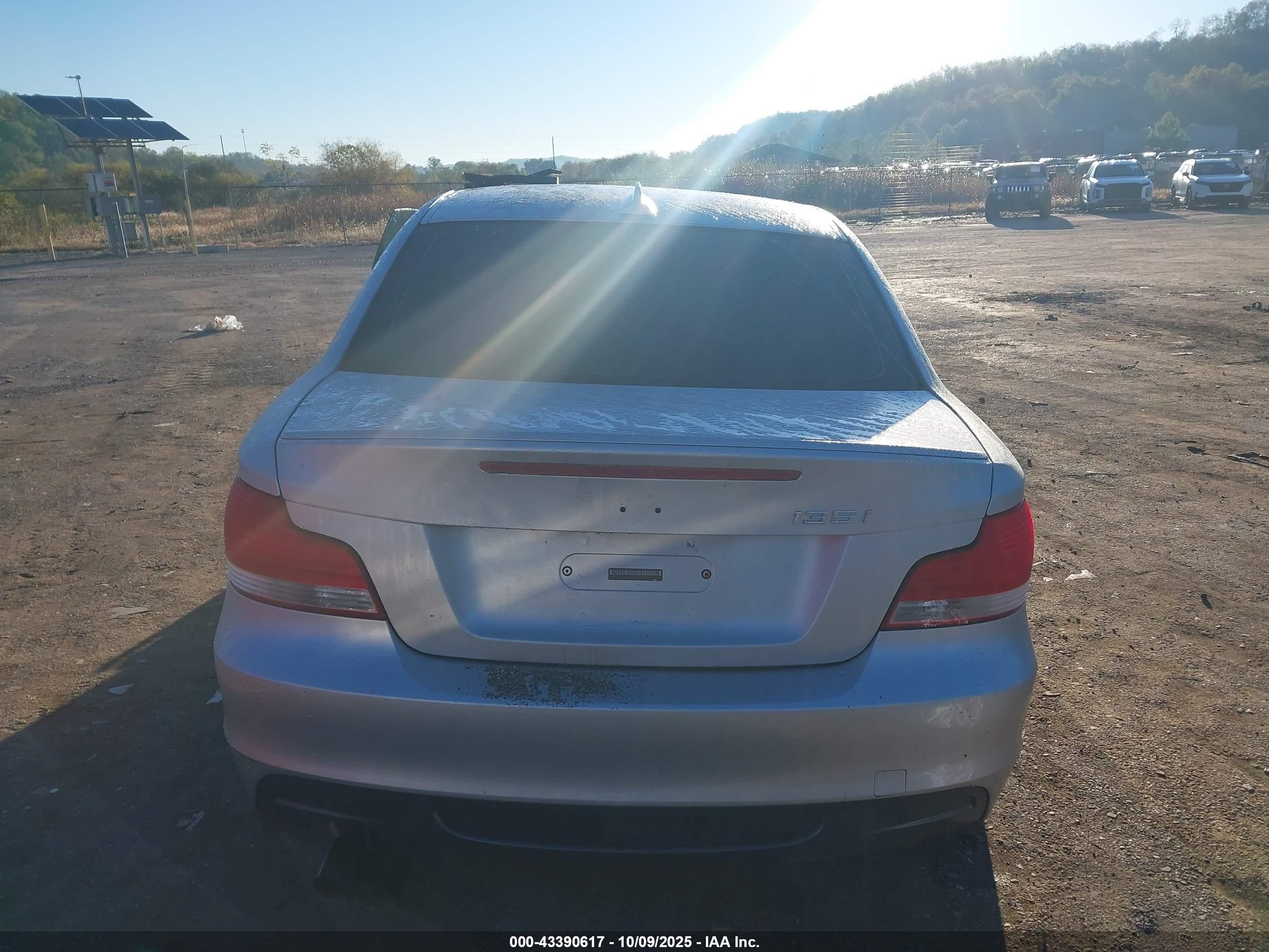 2009 Bmw 135i   Silver vin: WBAUC73589VK95077