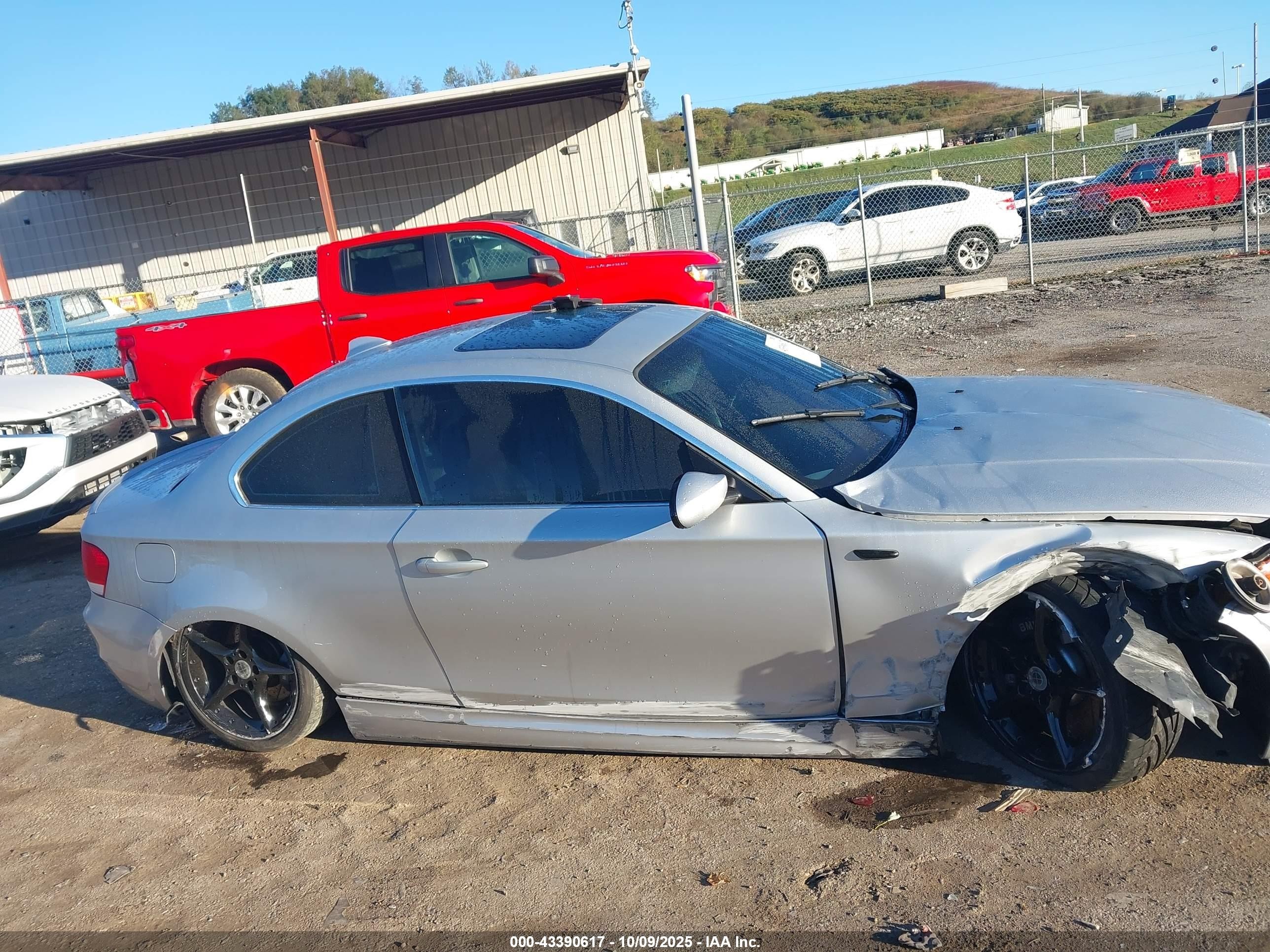 2009 Bmw 135i   Silver vin: WBAUC73589VK95077