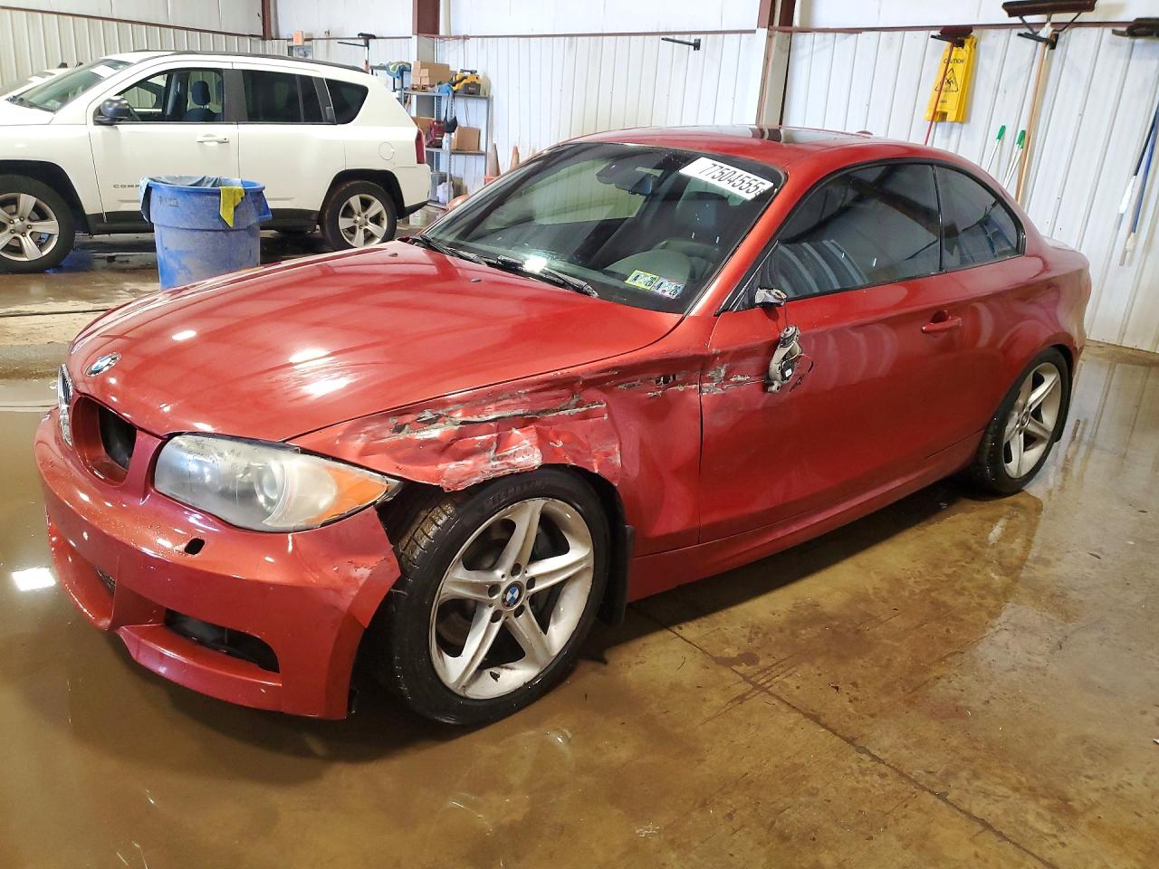 2008 Bmw 135 I Красный vin: WBAUC73598VF22939