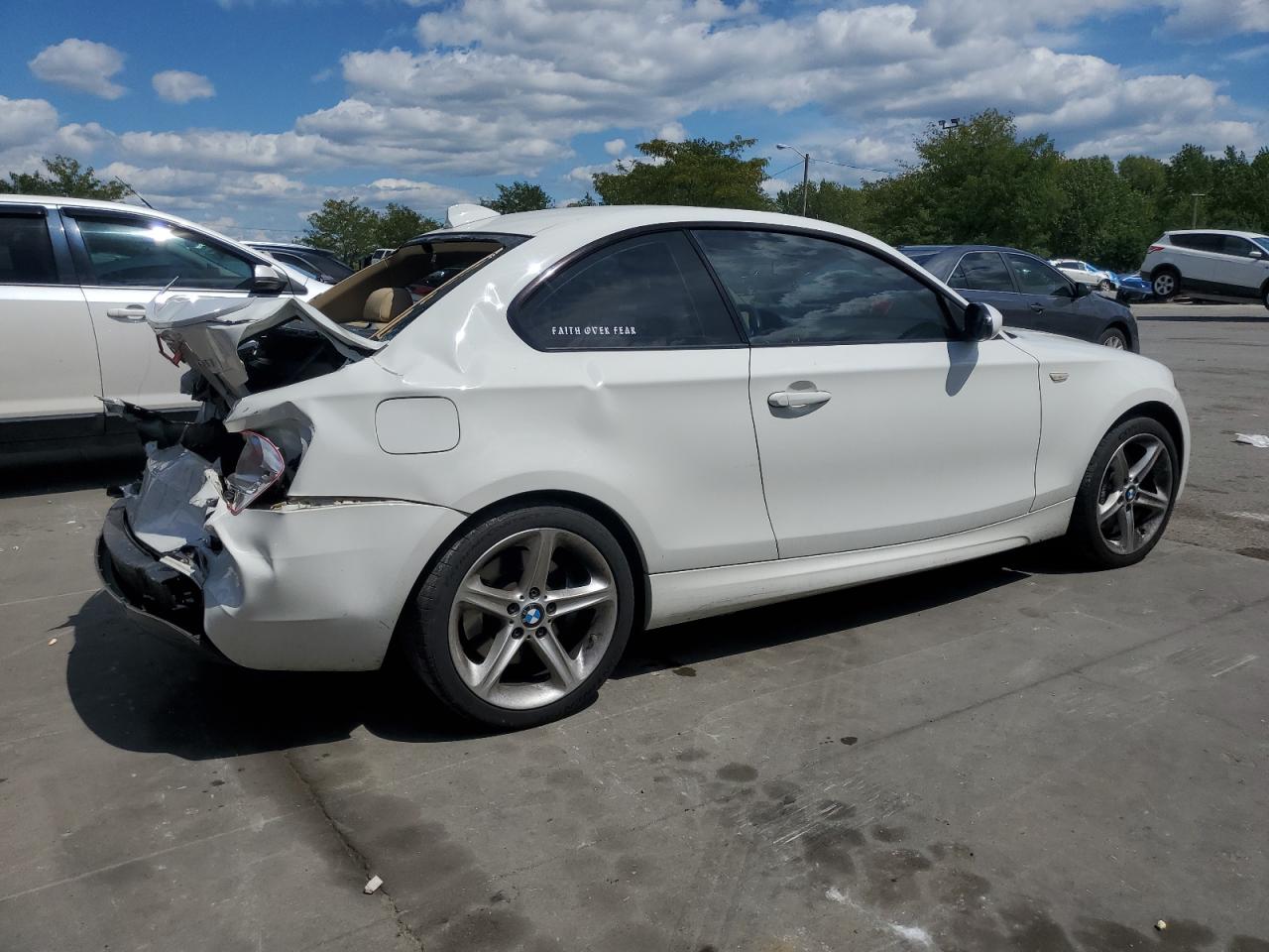 2009 Bmw 135 I White vin: WBAUC73599VK94939