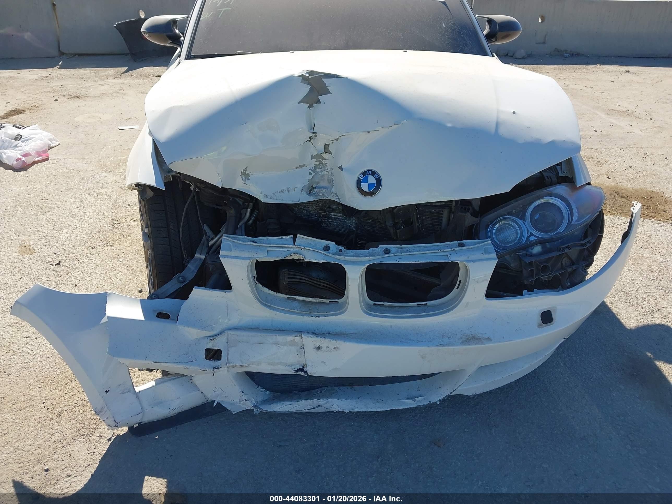 2009 Bmw 135i   White vin: WBAUC735X9VK95694