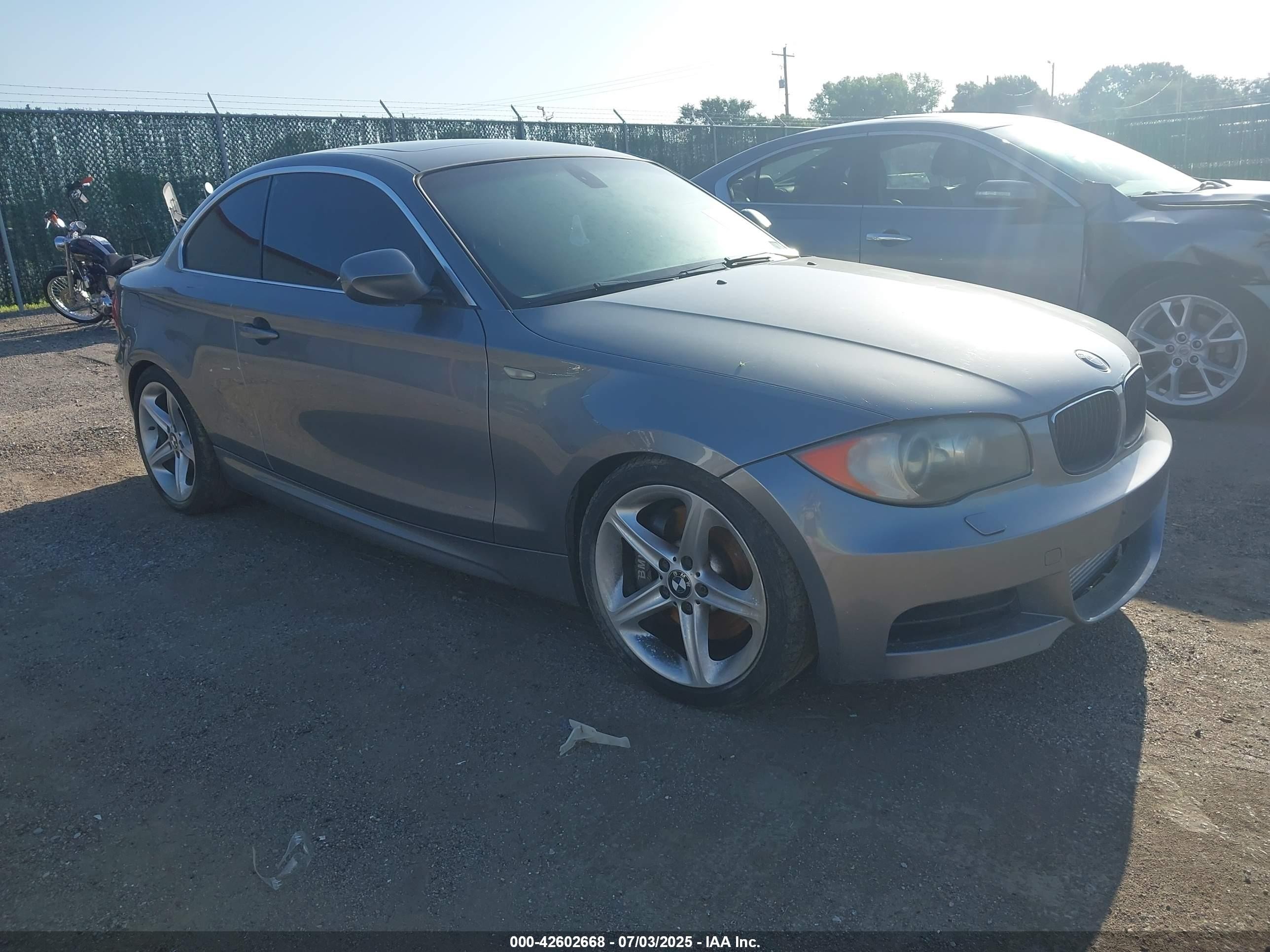 2010 Bmw 135i   Gray vin: WBAUC7C52AVK81082