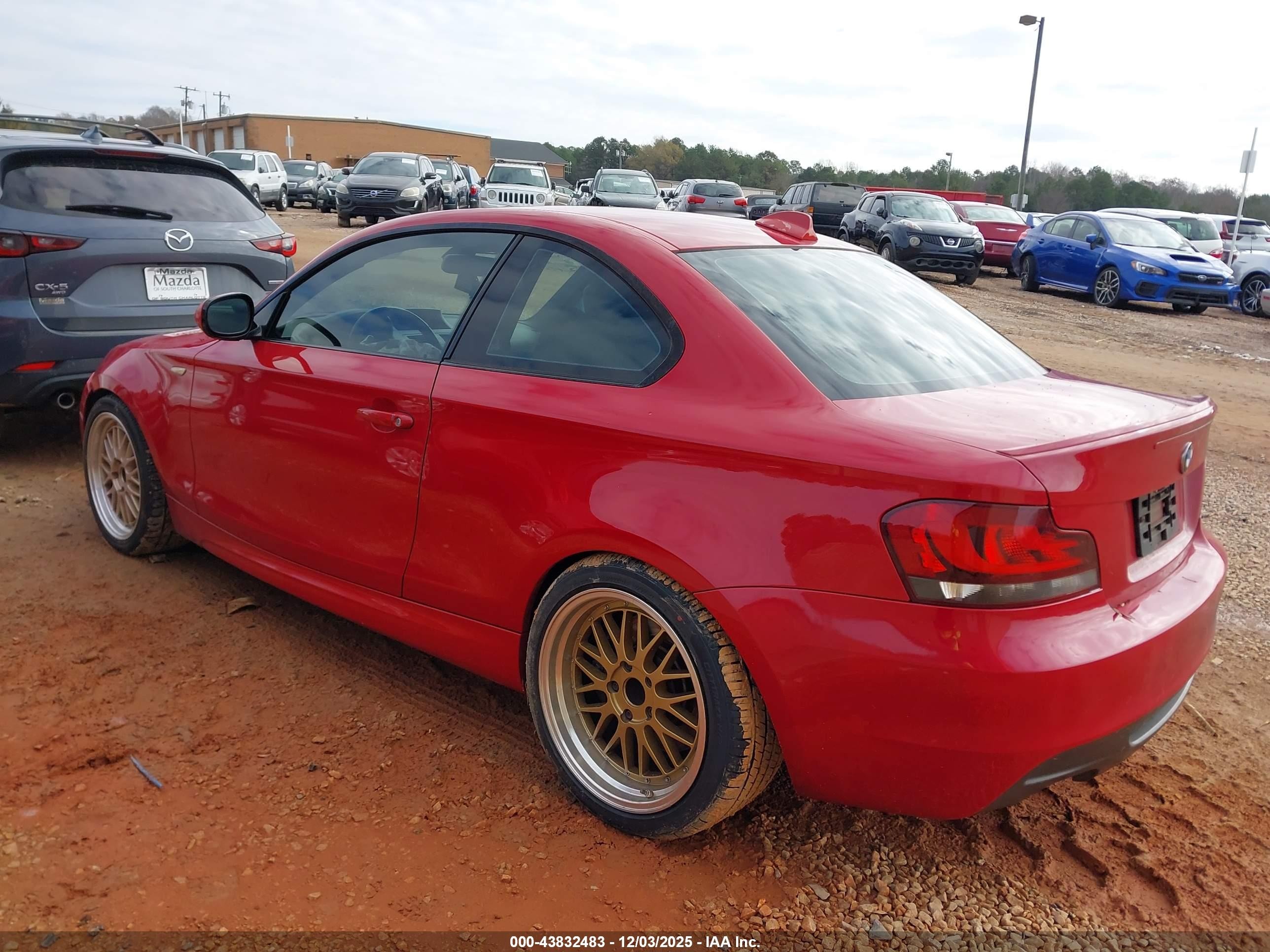 2010 Bmw 135i   Red vin: WBAUC7C58AVK95892