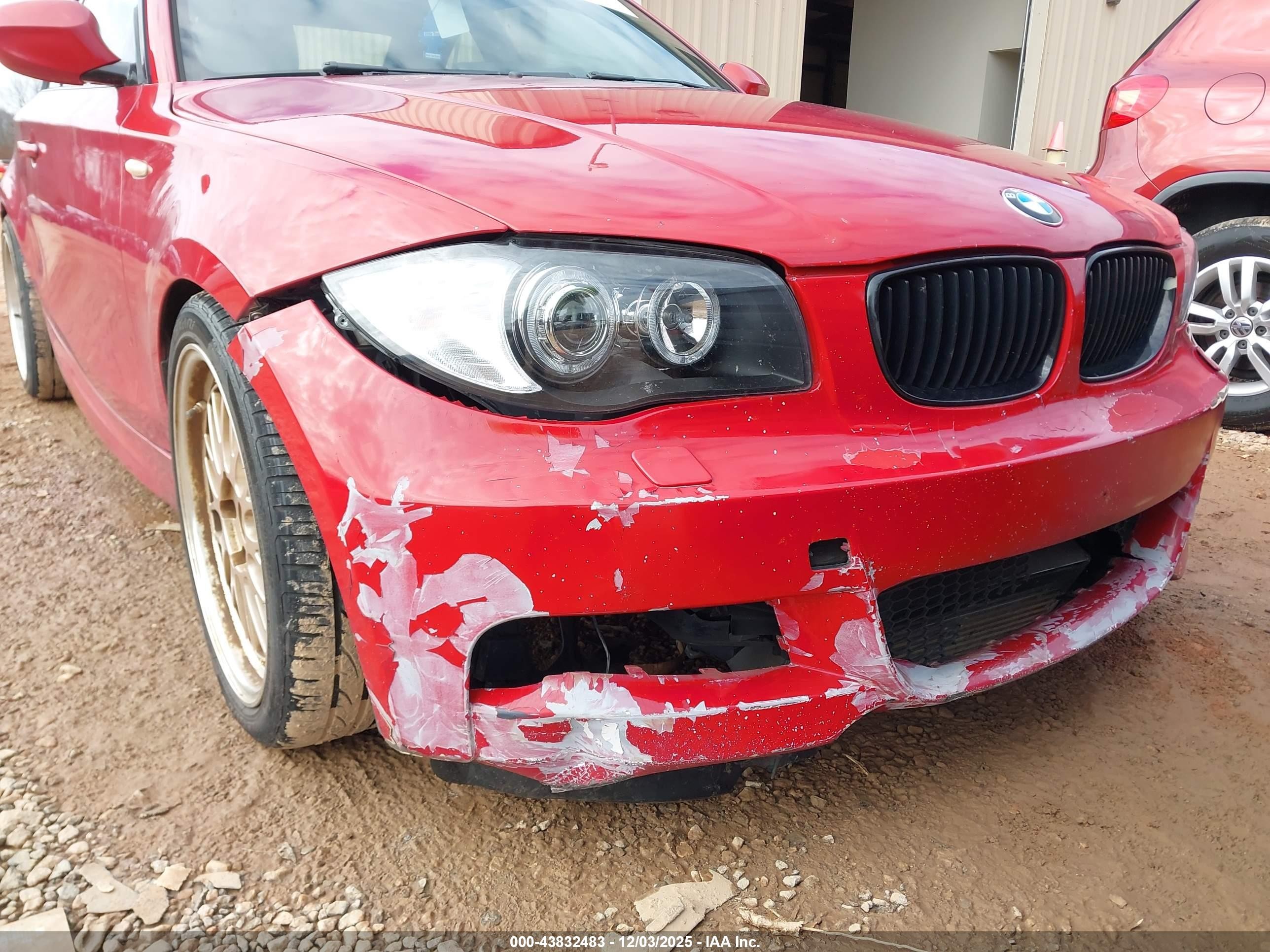 2010 Bmw 135i   Red vin: WBAUC7C58AVK95892