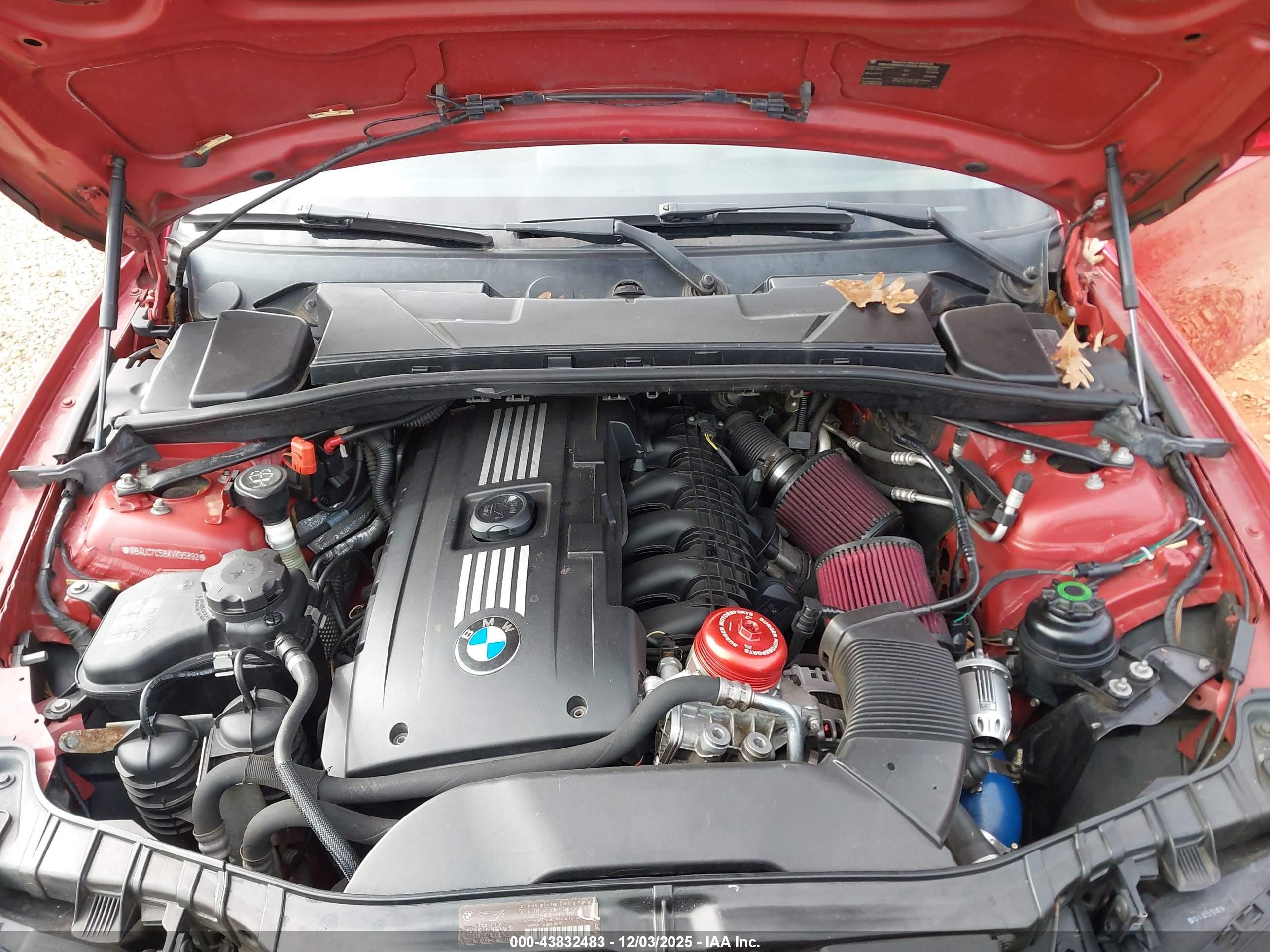 2010 Bmw 135i   Red vin: WBAUC7C58AVK95892