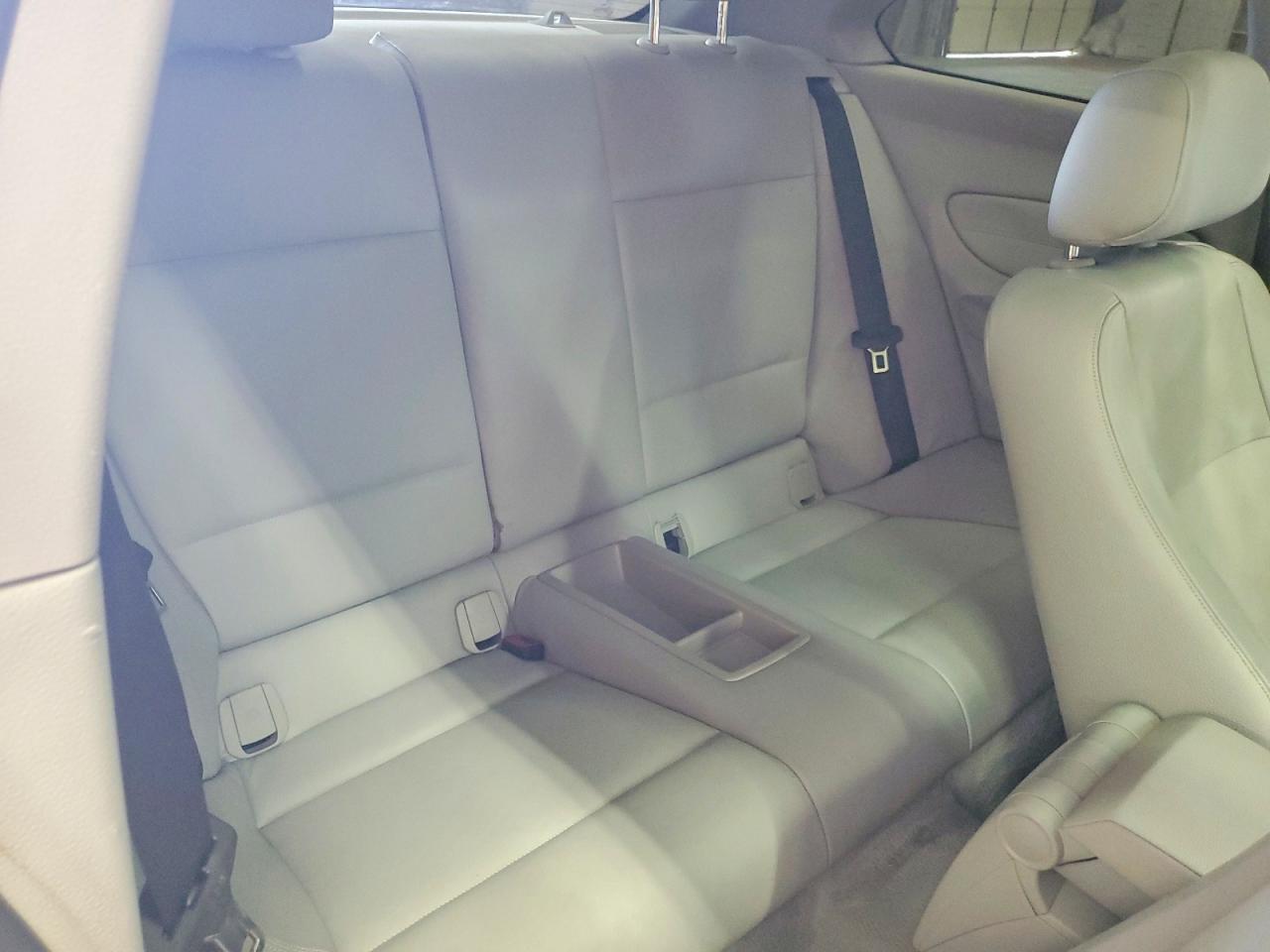 2010 Bmw 135 I Синий vin: WBAUC7C58AVK96573