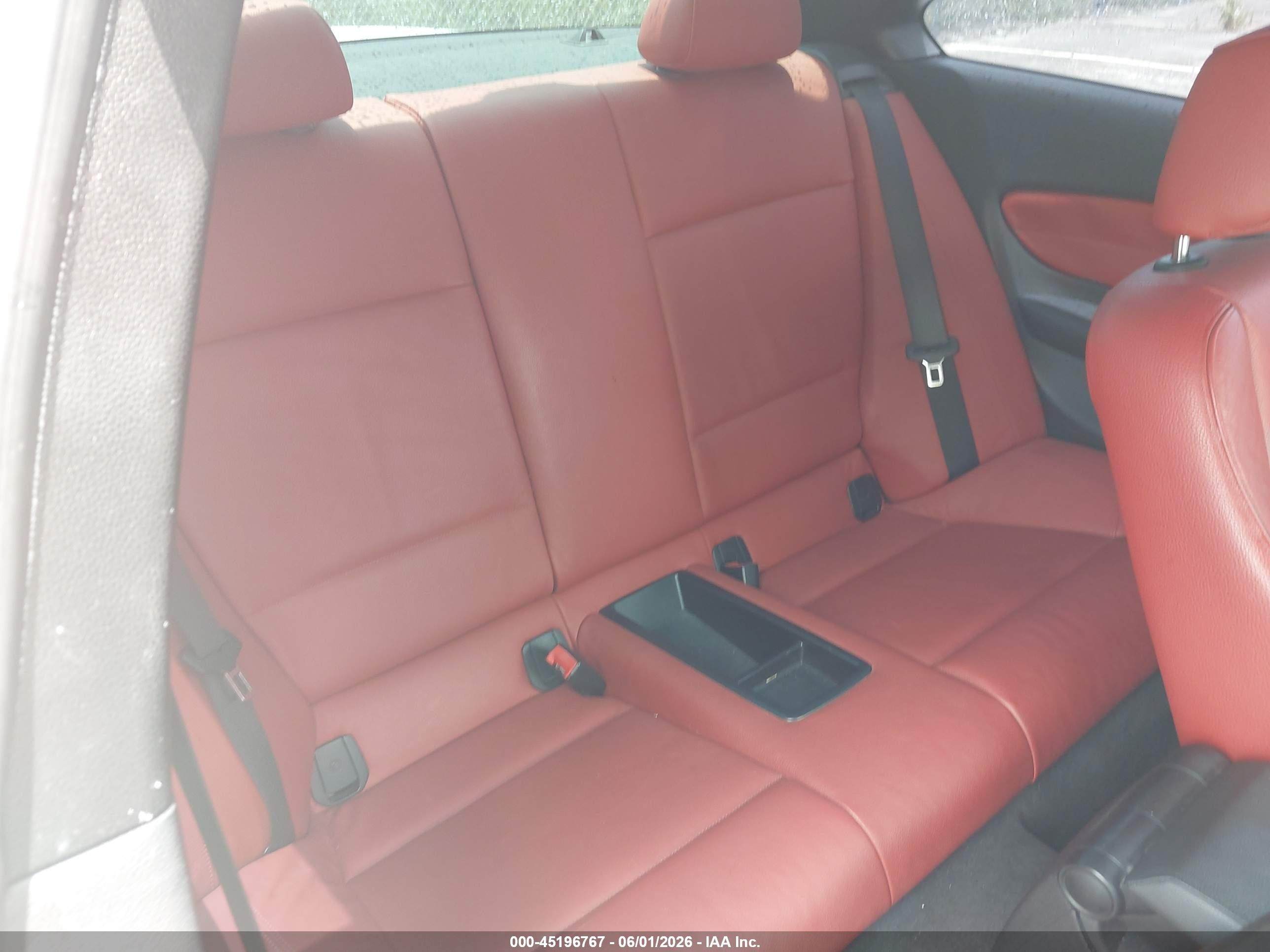 2011 Bmw 135i   White vin: WBAUC9C50BVM09655