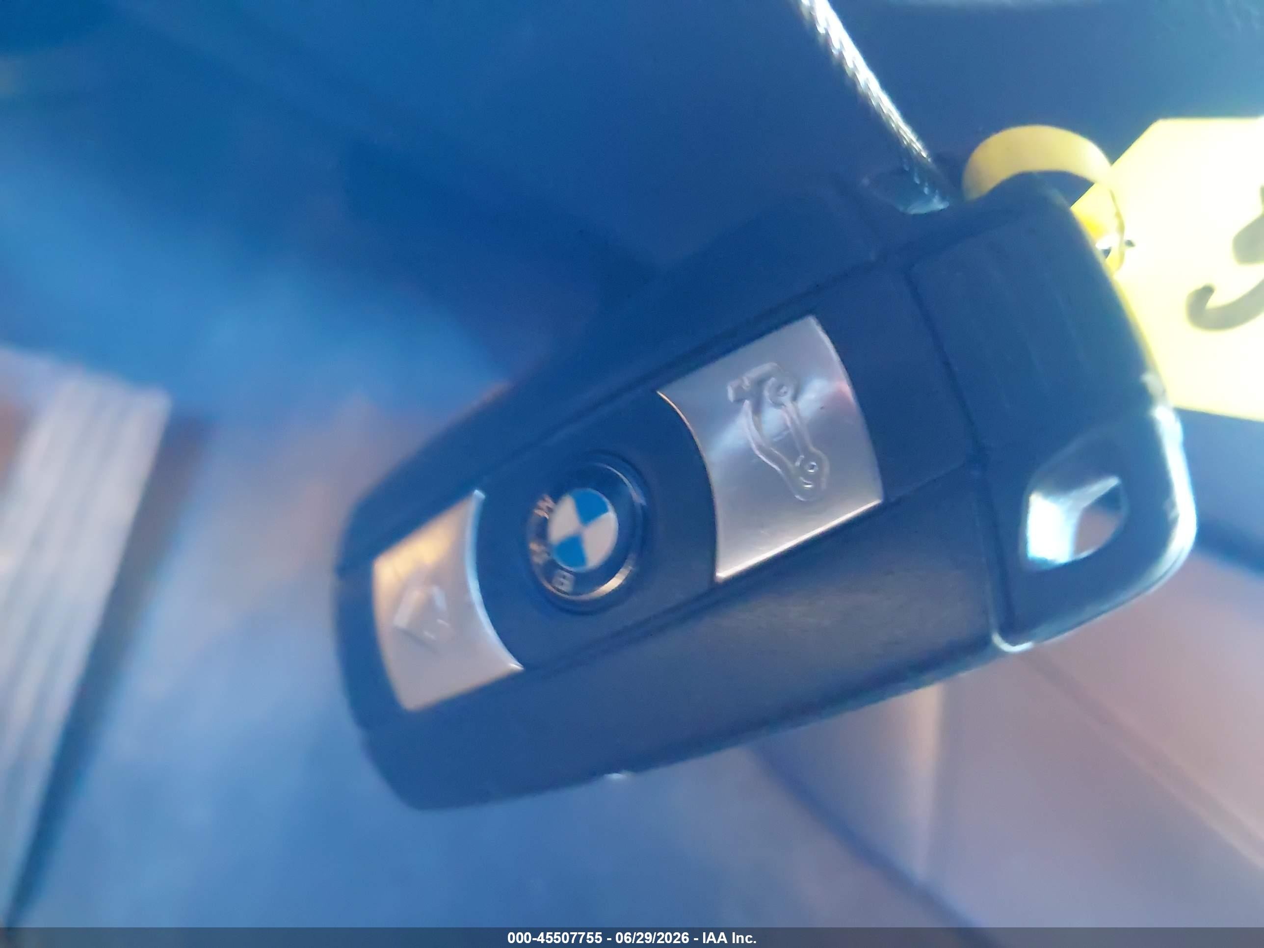 2012 Bmw 135i   Синий vin: WBAUC9C50CVM11682