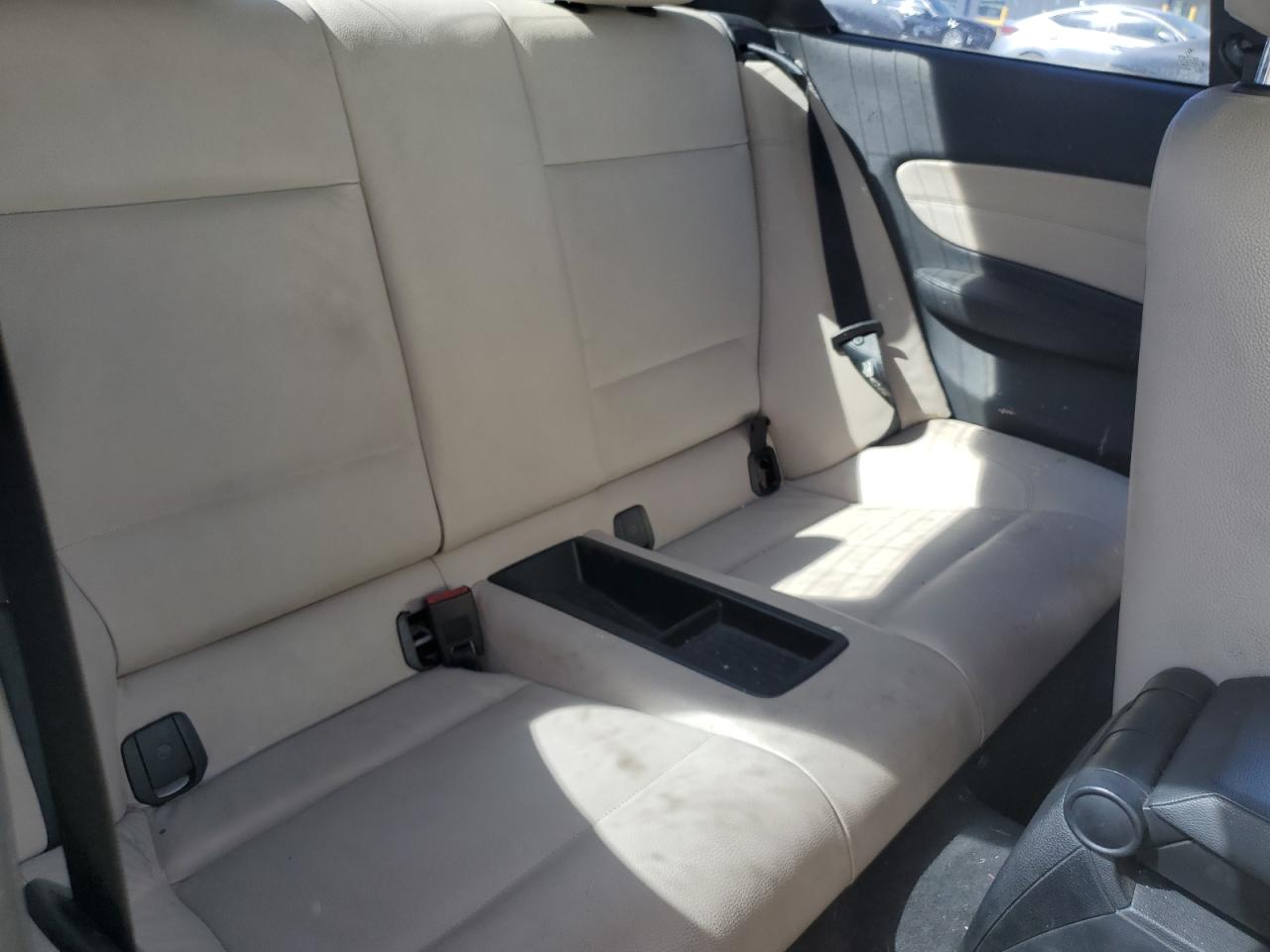 2012 Bmw 135 I White vin: WBAUC9C51CVM12873