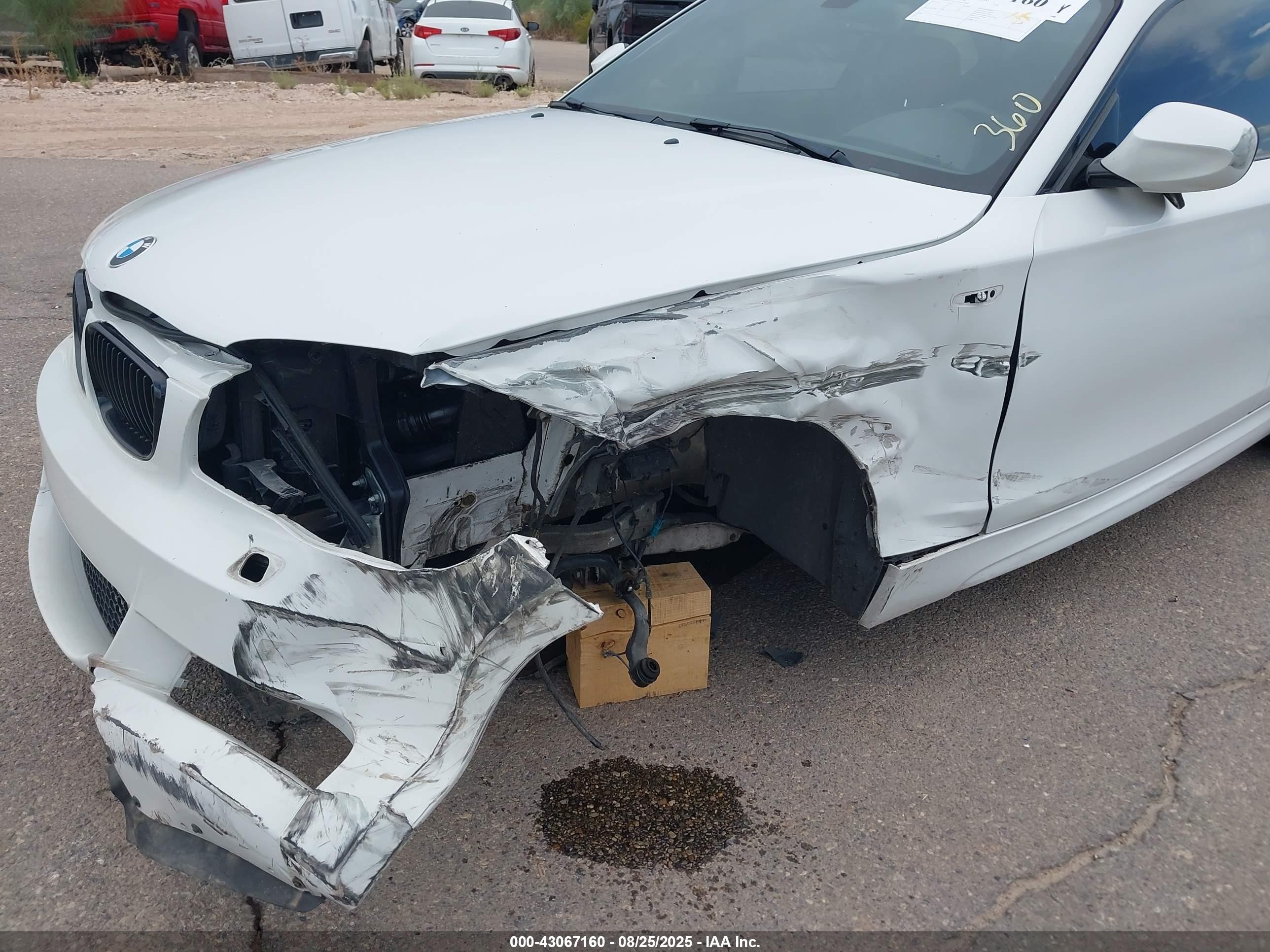 2012 Bmw 135i   White vin: WBAUC9C51CVM12968
