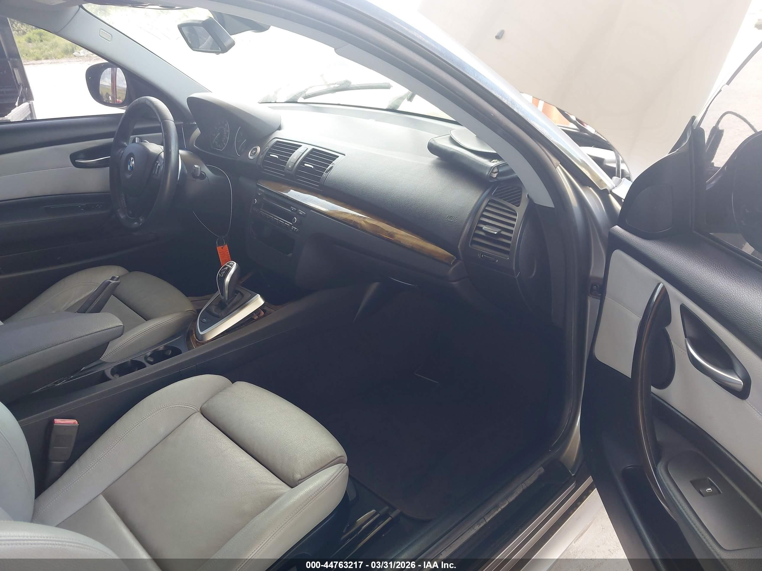 2011 Bmw 135i   Gray vin: WBAUC9C52BVM10824