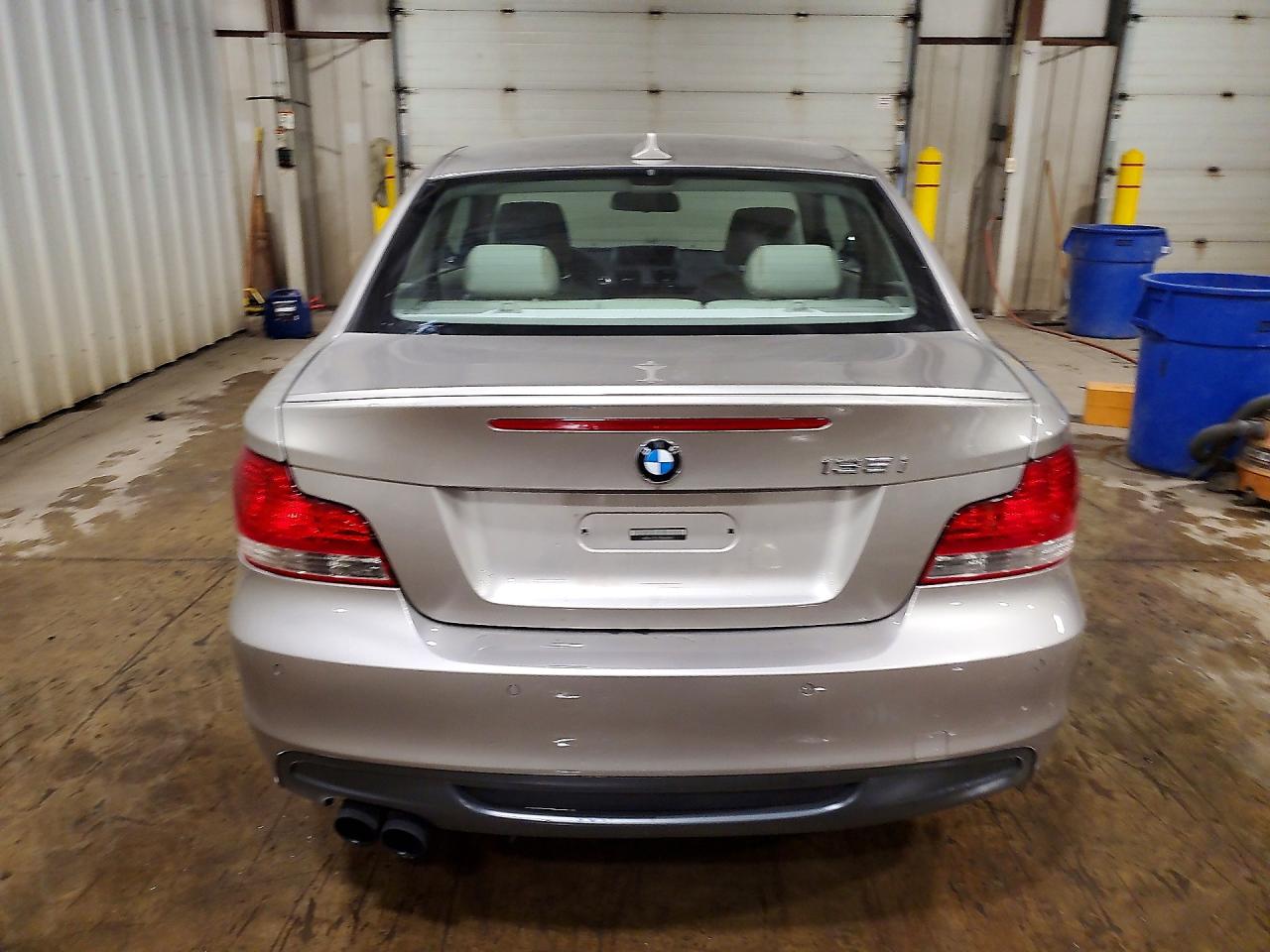 2011 Bmw 135 I Gray vin: WBAUC9C52BVM11407