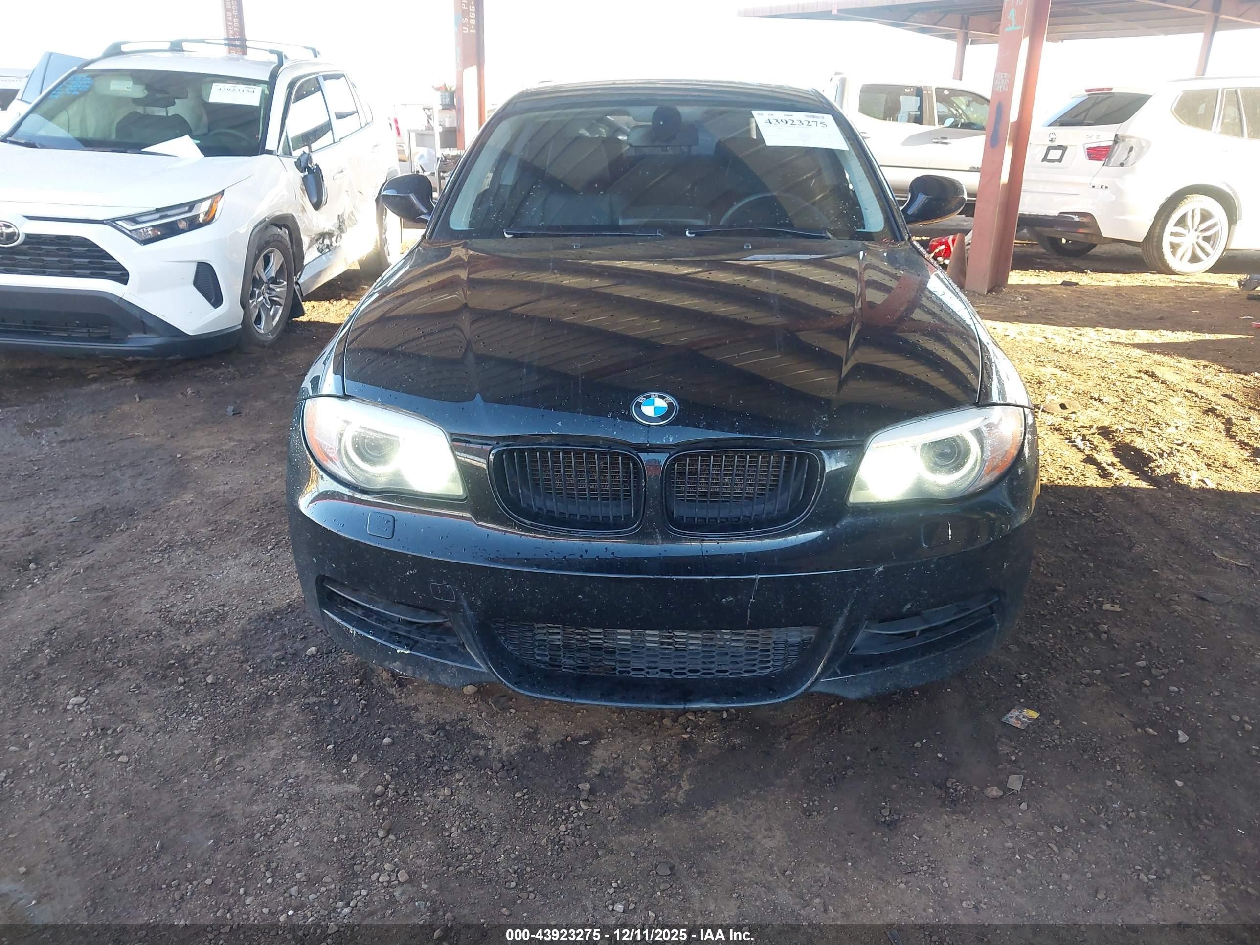 2012 Bmw 135i   Black vin: WBAUC9C52CVM11571