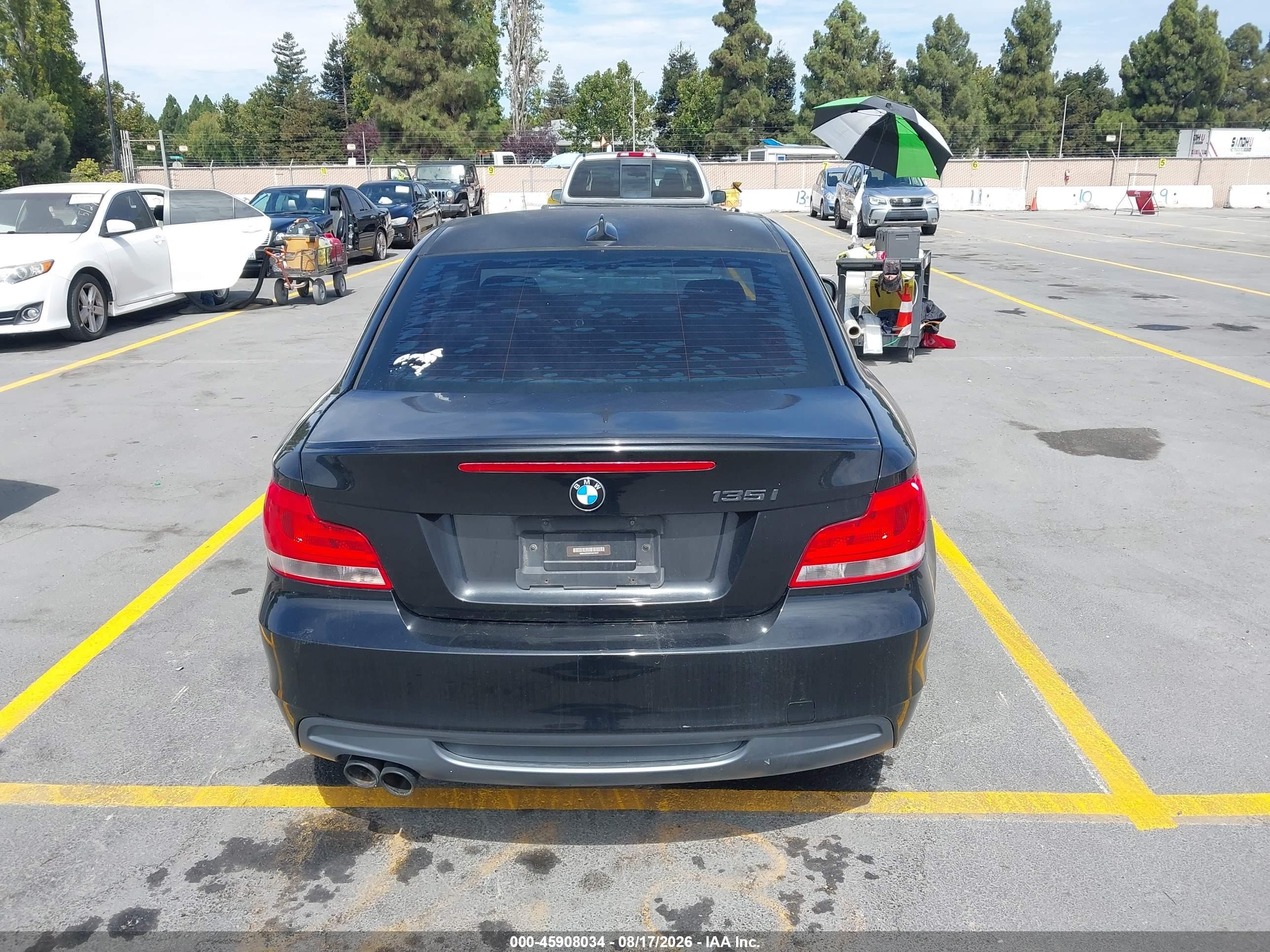 2012 Bmw 135i   Black vin: WBAUC9C53CVM13121
