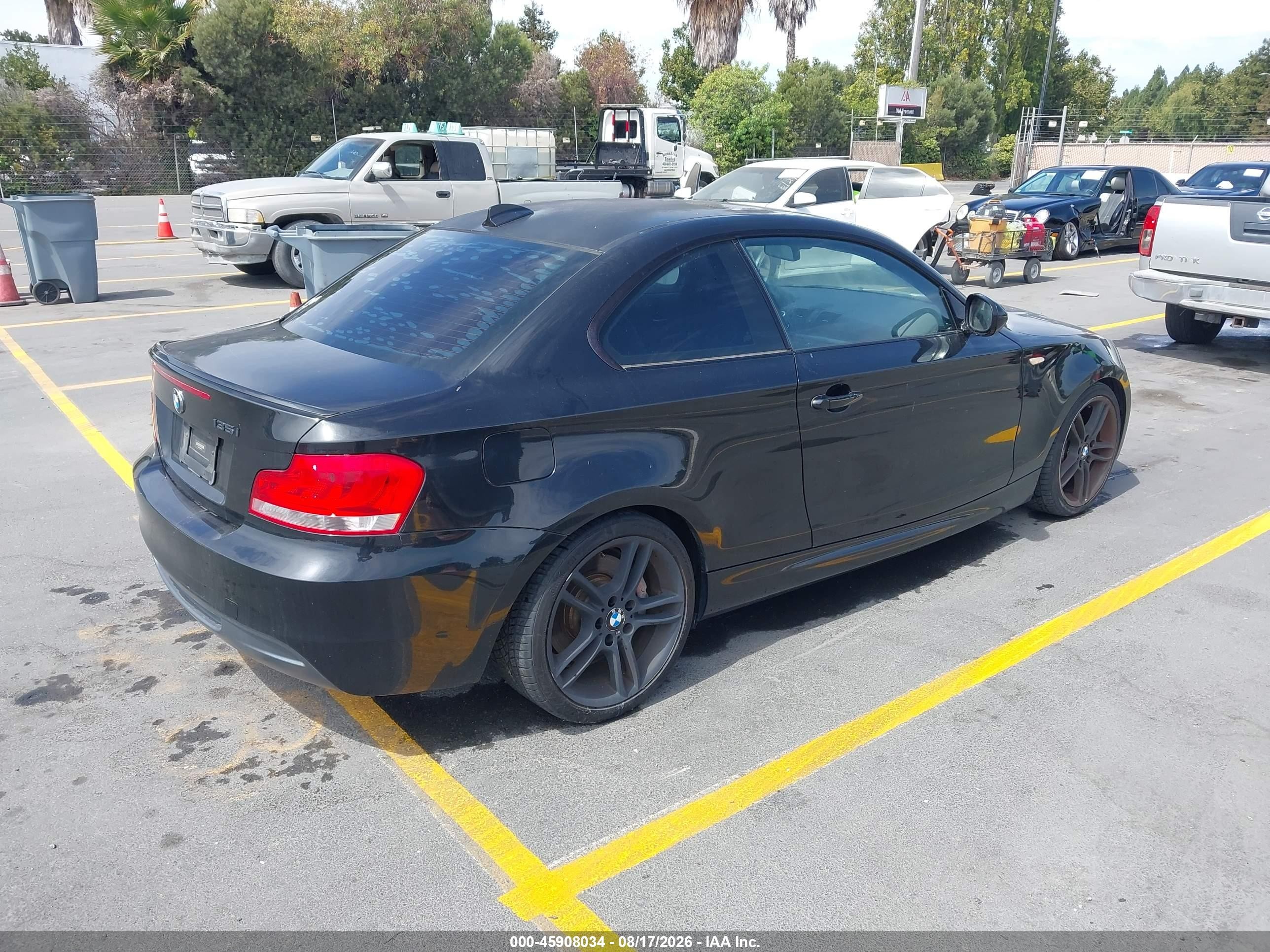 2012 Bmw 135i   Black vin: WBAUC9C53CVM13121