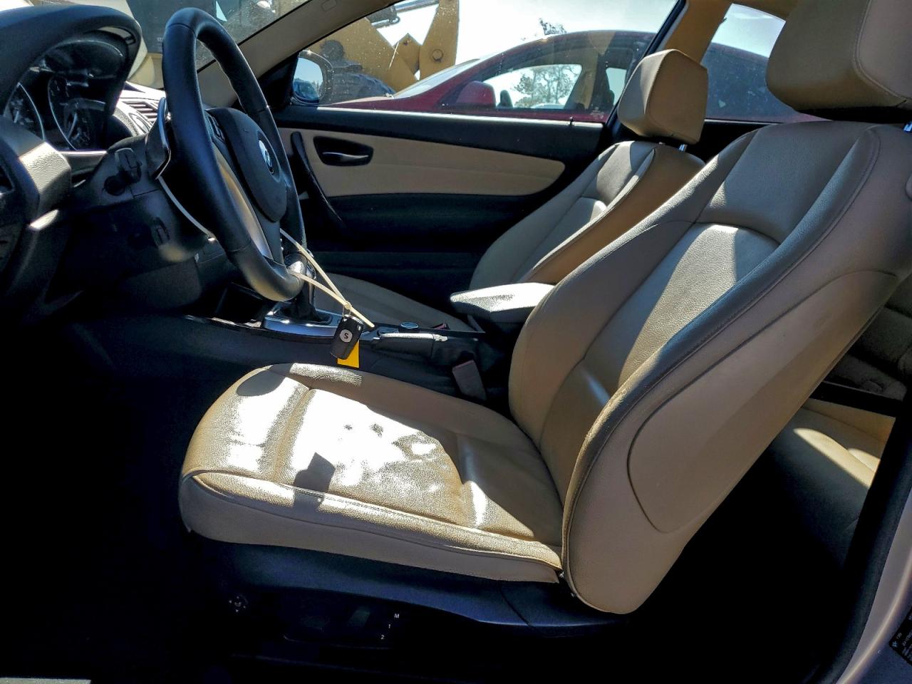 2012 Bmw 135 I Silver vin: WBAUC9C54CVM12608