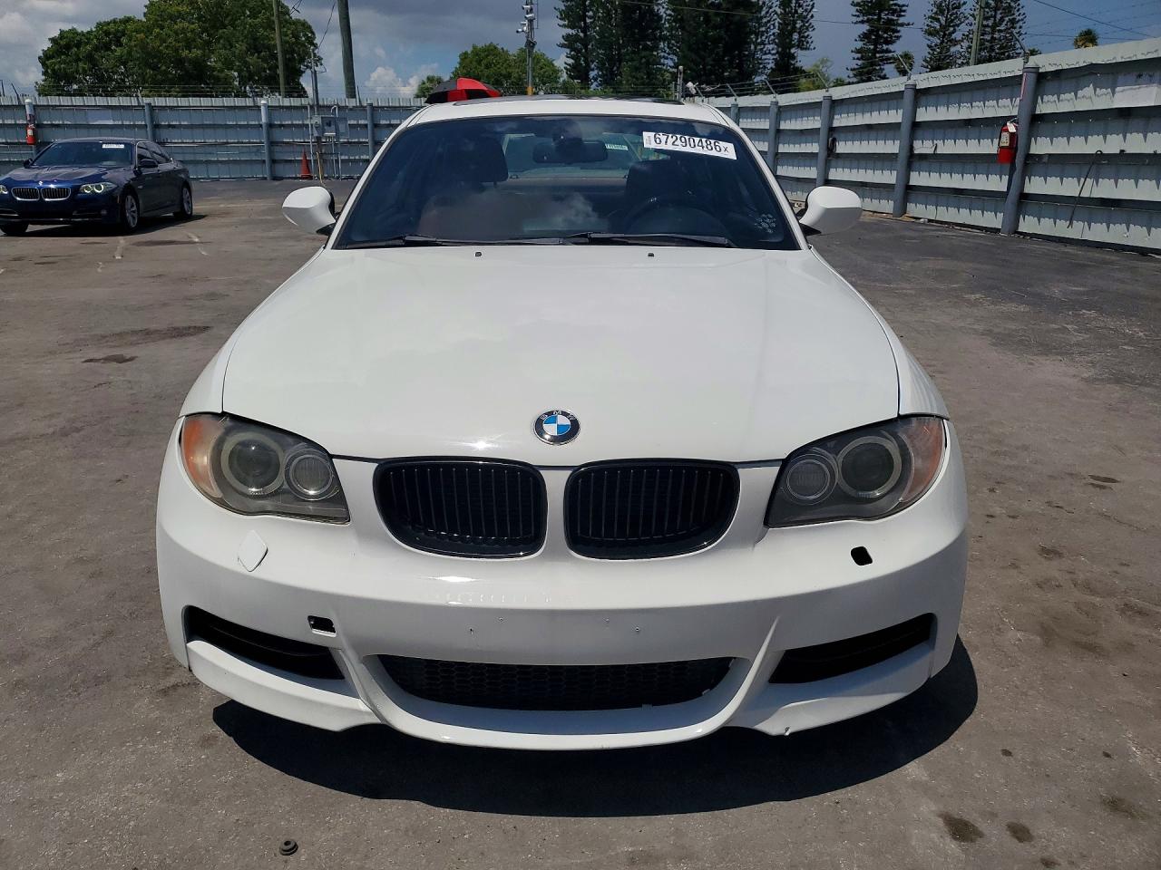 2011 Bmw 135 I White vin: WBAUC9C55BVM09120