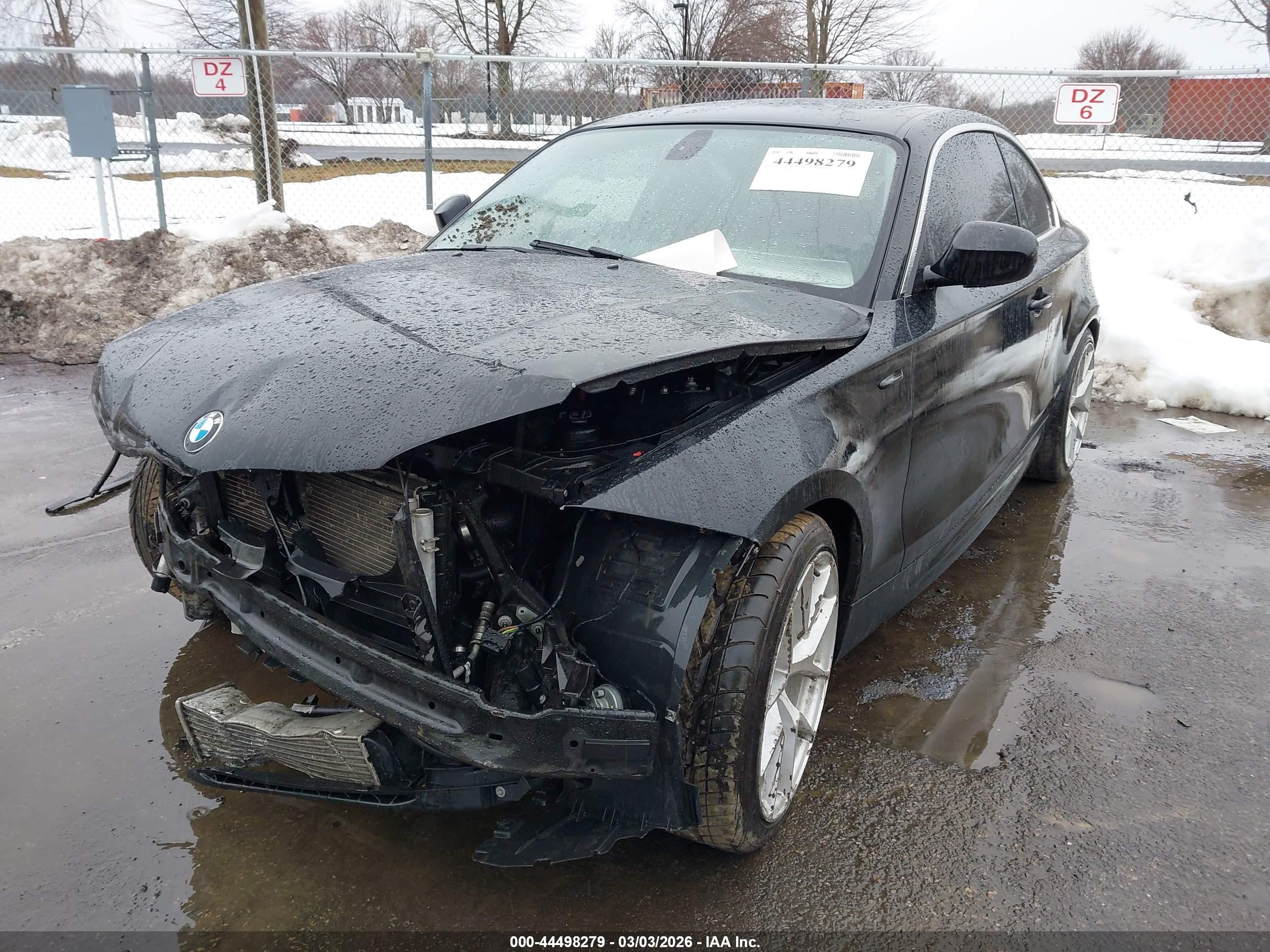 2013 Bmw 135i   Black vin: WBAUC9C55DVM13283
